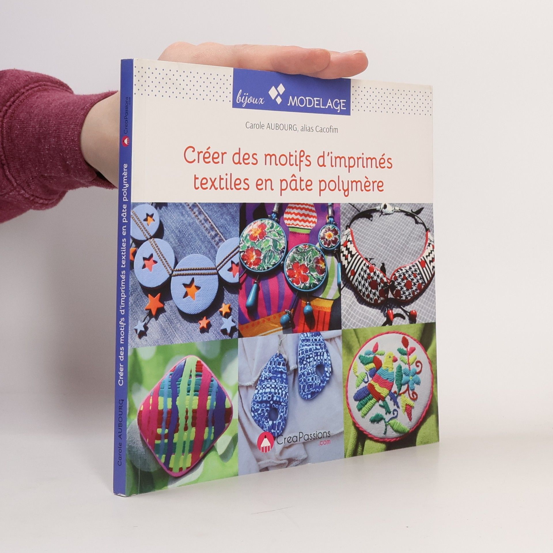 Carole Aubourg Créer des motifs d'imprimés textiles en pâte polymère