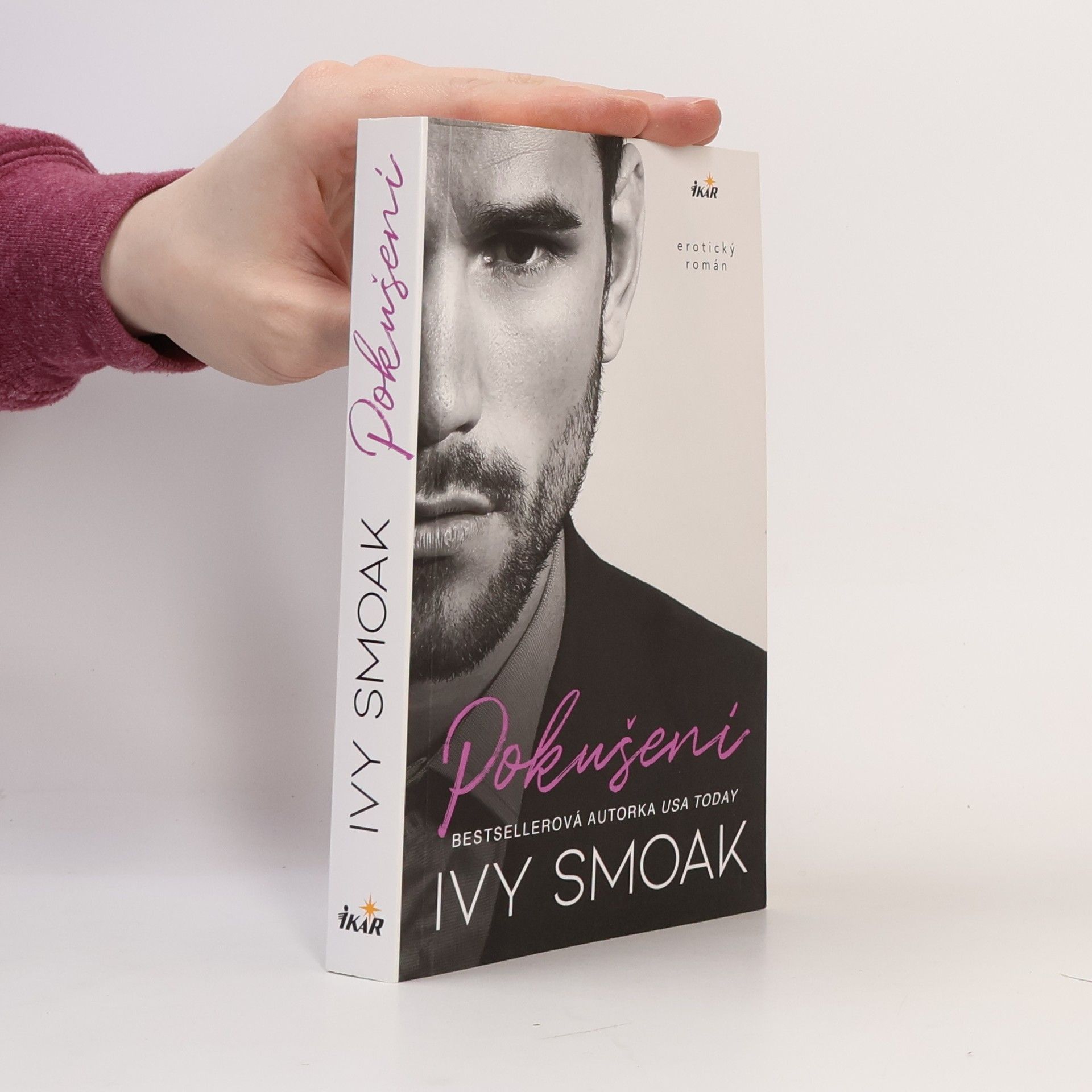 Ivy Smoak Pokušení