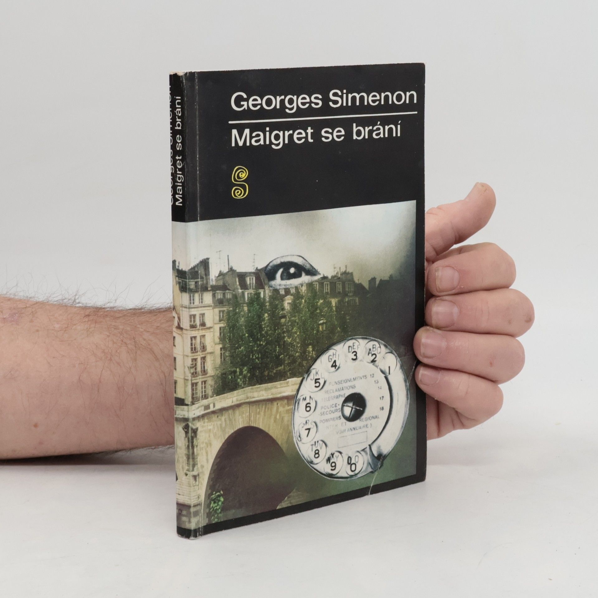 Georges Simenon Maigret se brání