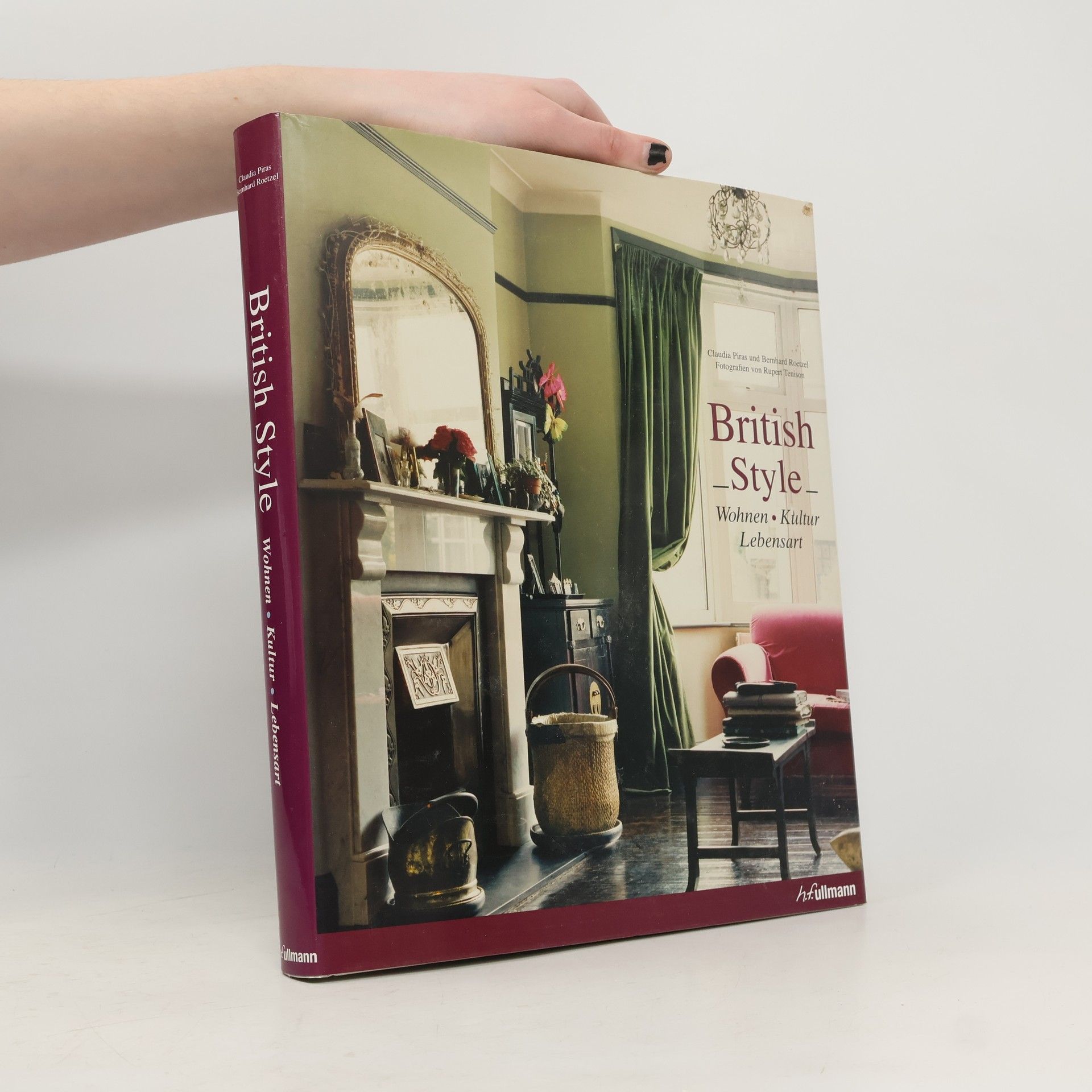 Claudia Piras British style