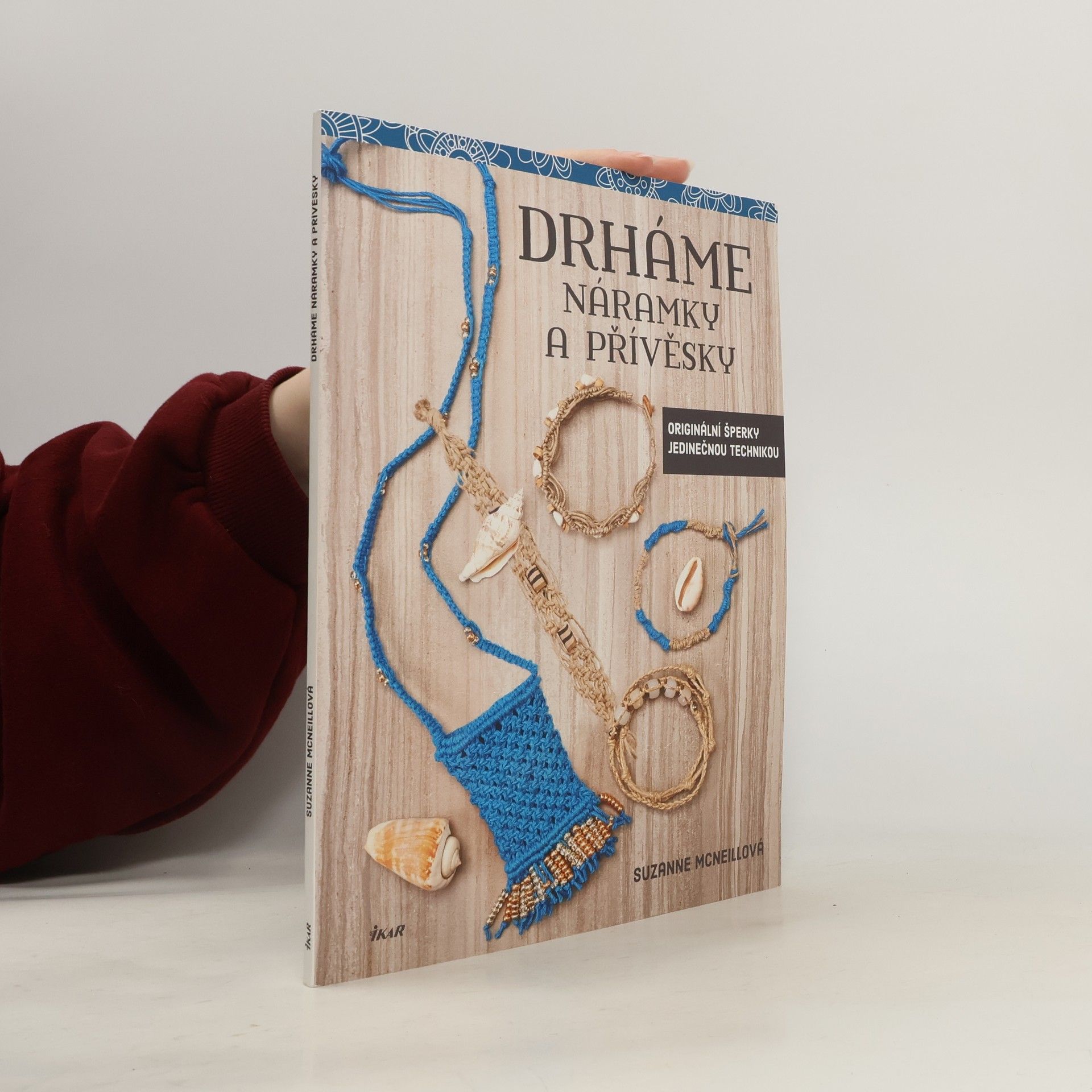 Suzanne McNeill Drháme náramky a přívěsky