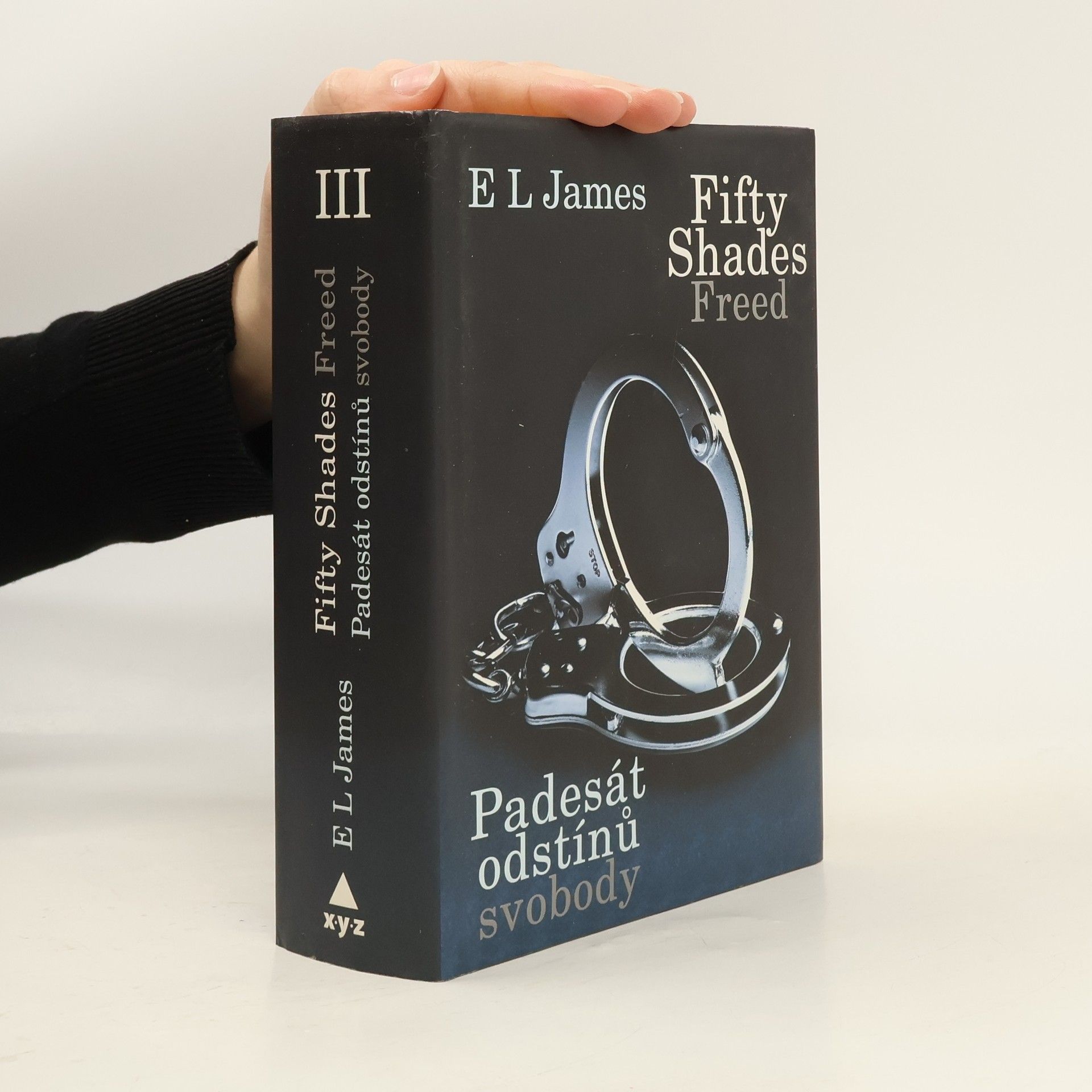 E. L. James Padesát odstínů svobody