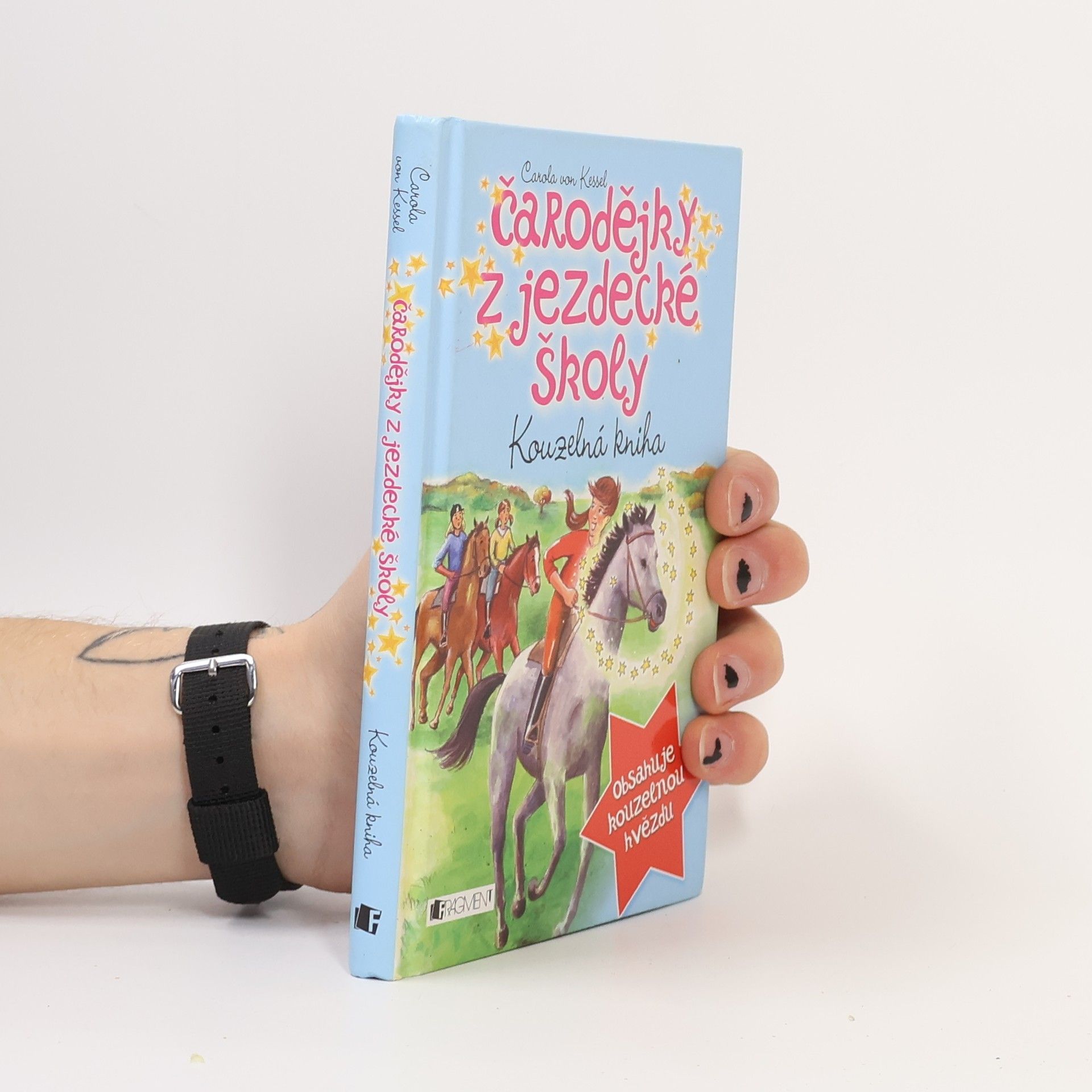 Čarodějky z jezdecké školy - Kouzelná kniha