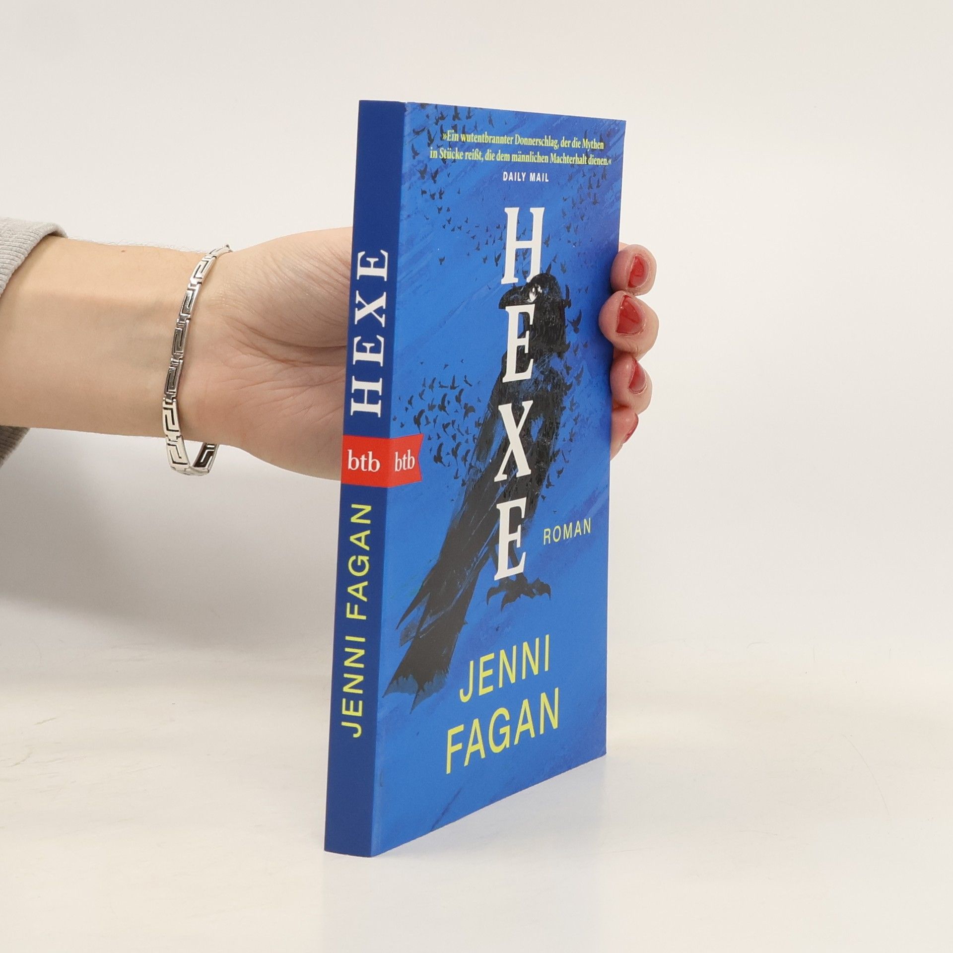 Jenni Fagan HEXE. Roman