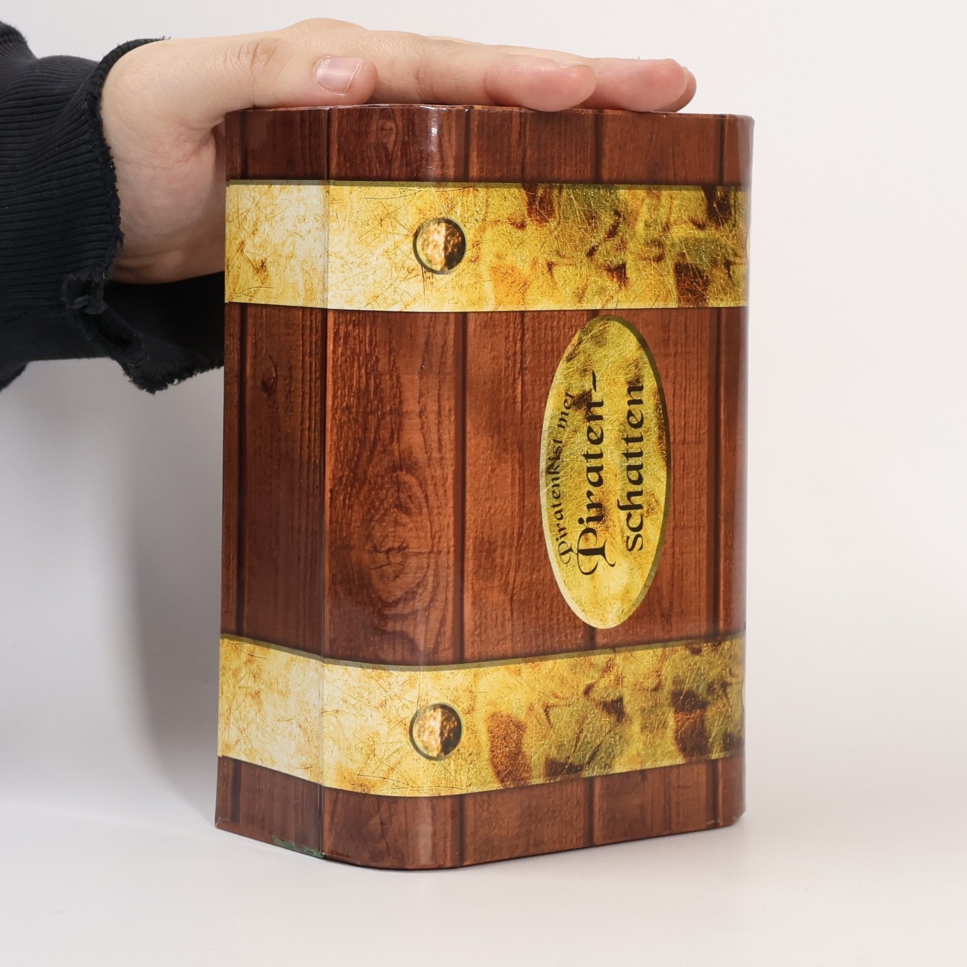 S. Unstead Piratenkist