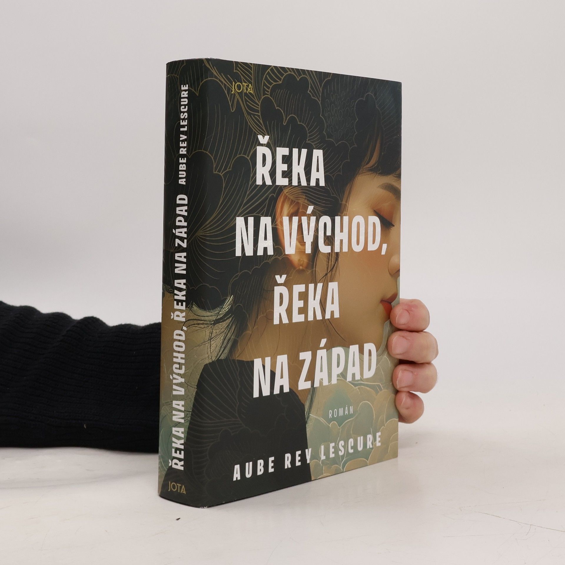 Řeka na východ, řeka na západ