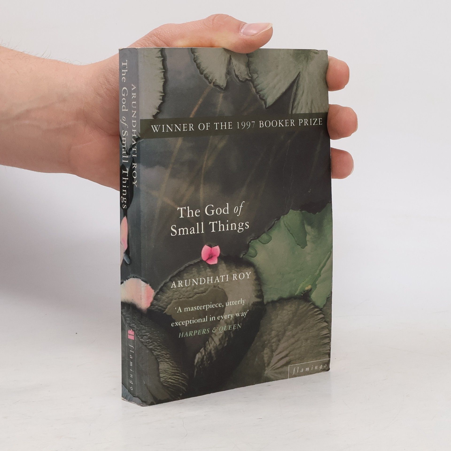 Arundhati Roy The god of small things