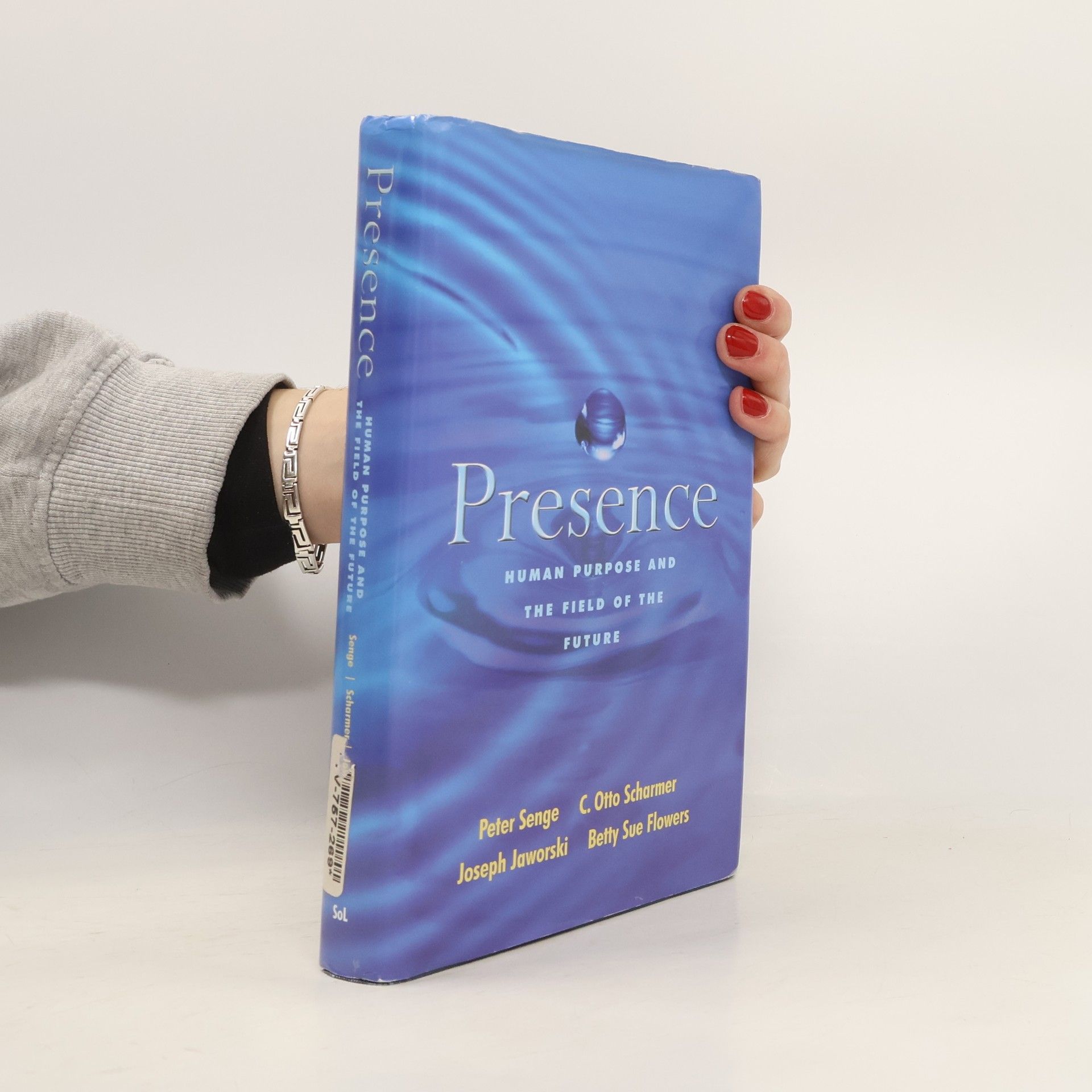 Betty Sue Flowers Presence