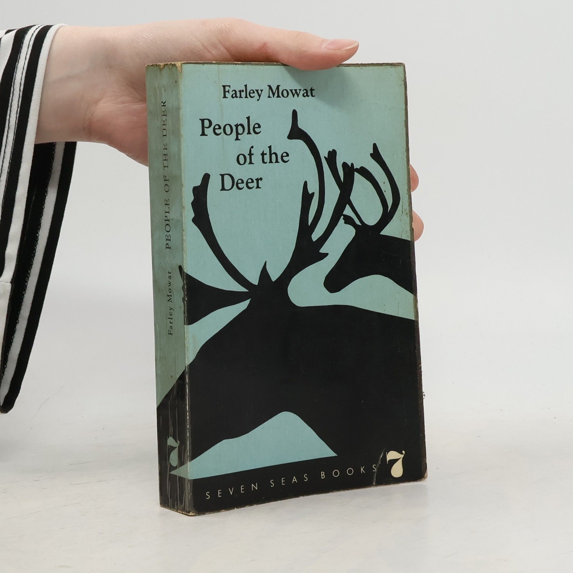 Farley Mowat People of the Deer