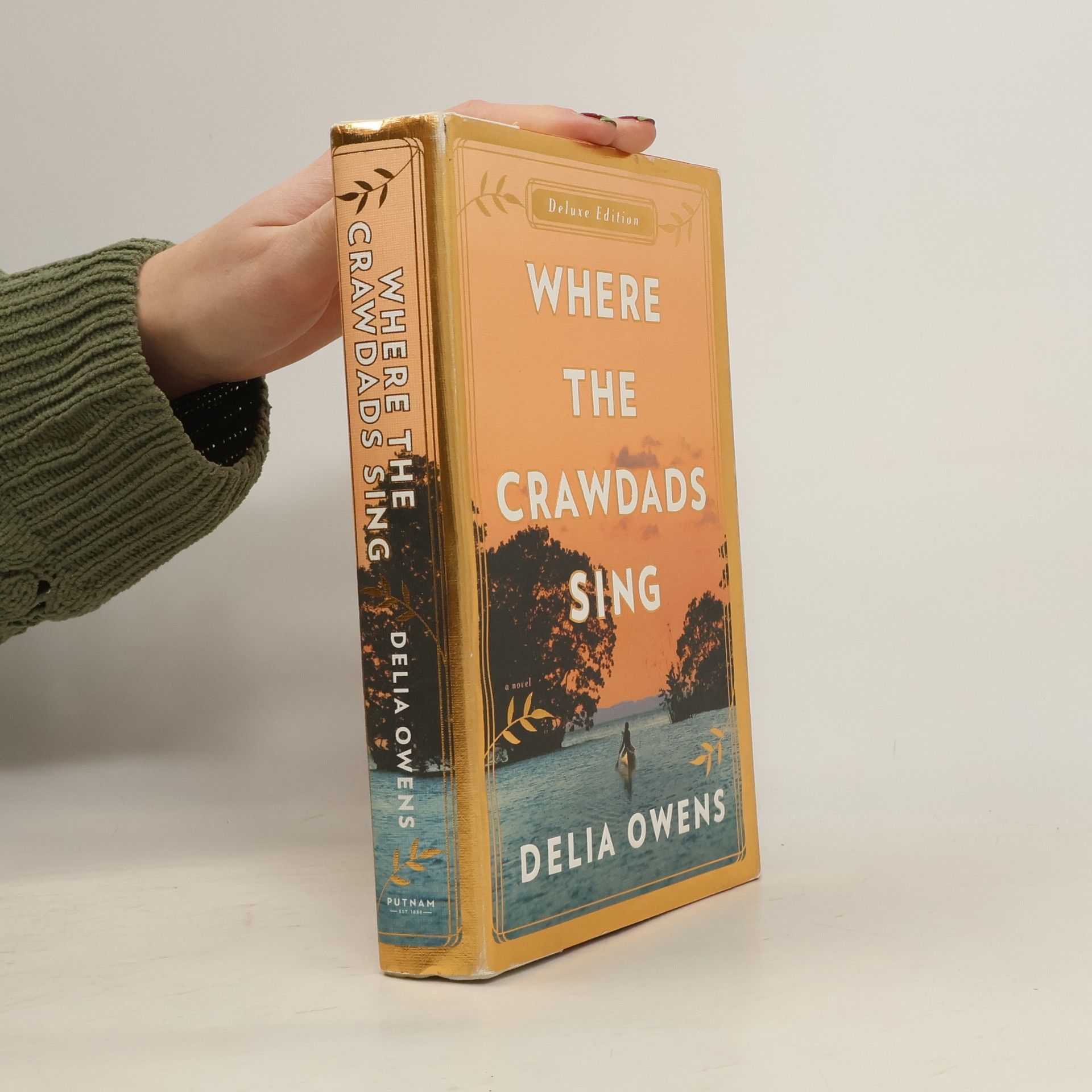 Delia Owens Where the Crawdads Sing