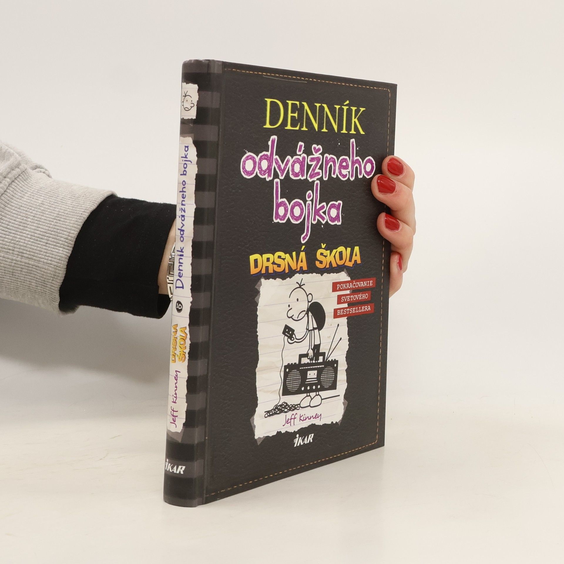 Denník odvážneho bojka 10. Drsná škola