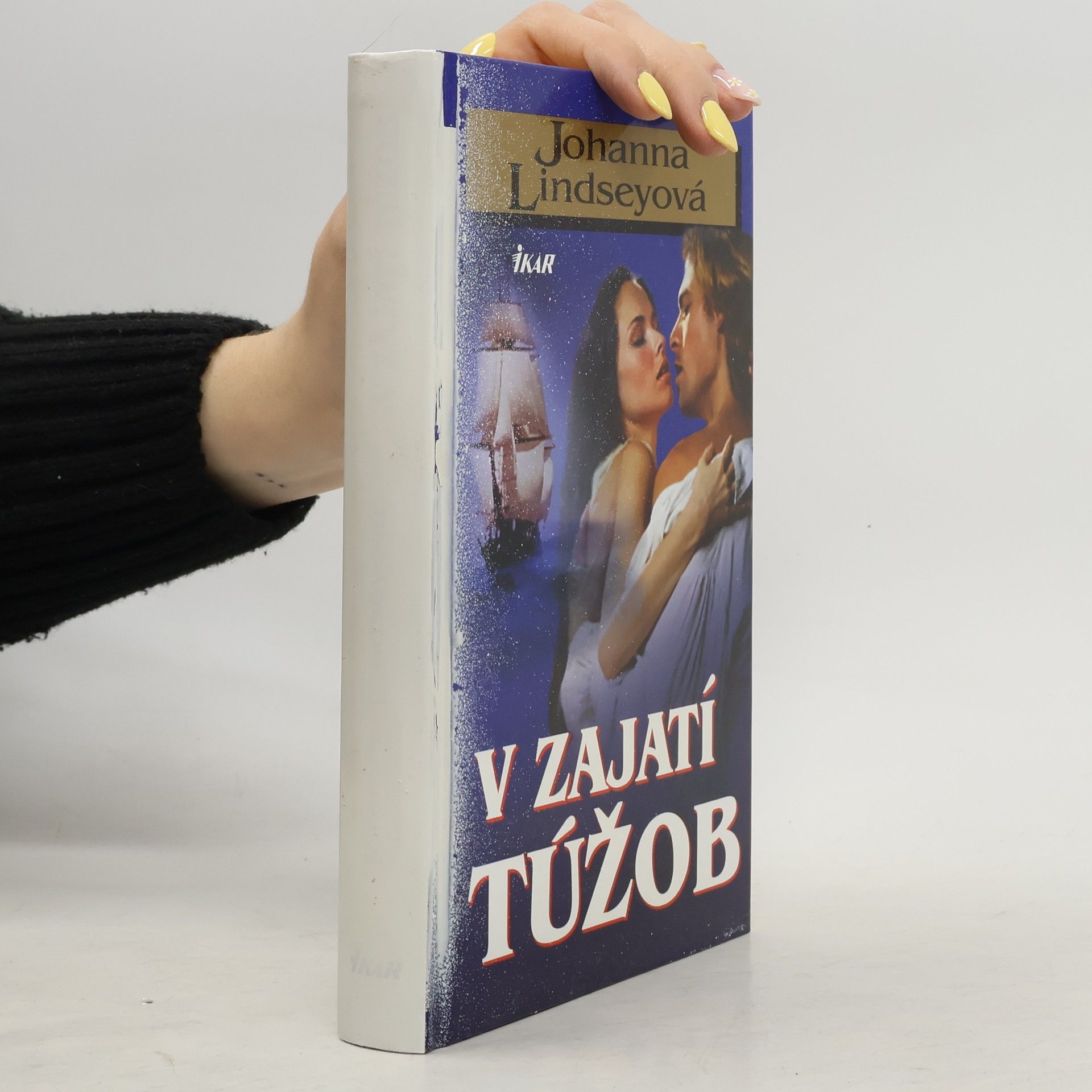 Johanna Lindsey V zajetí túžob