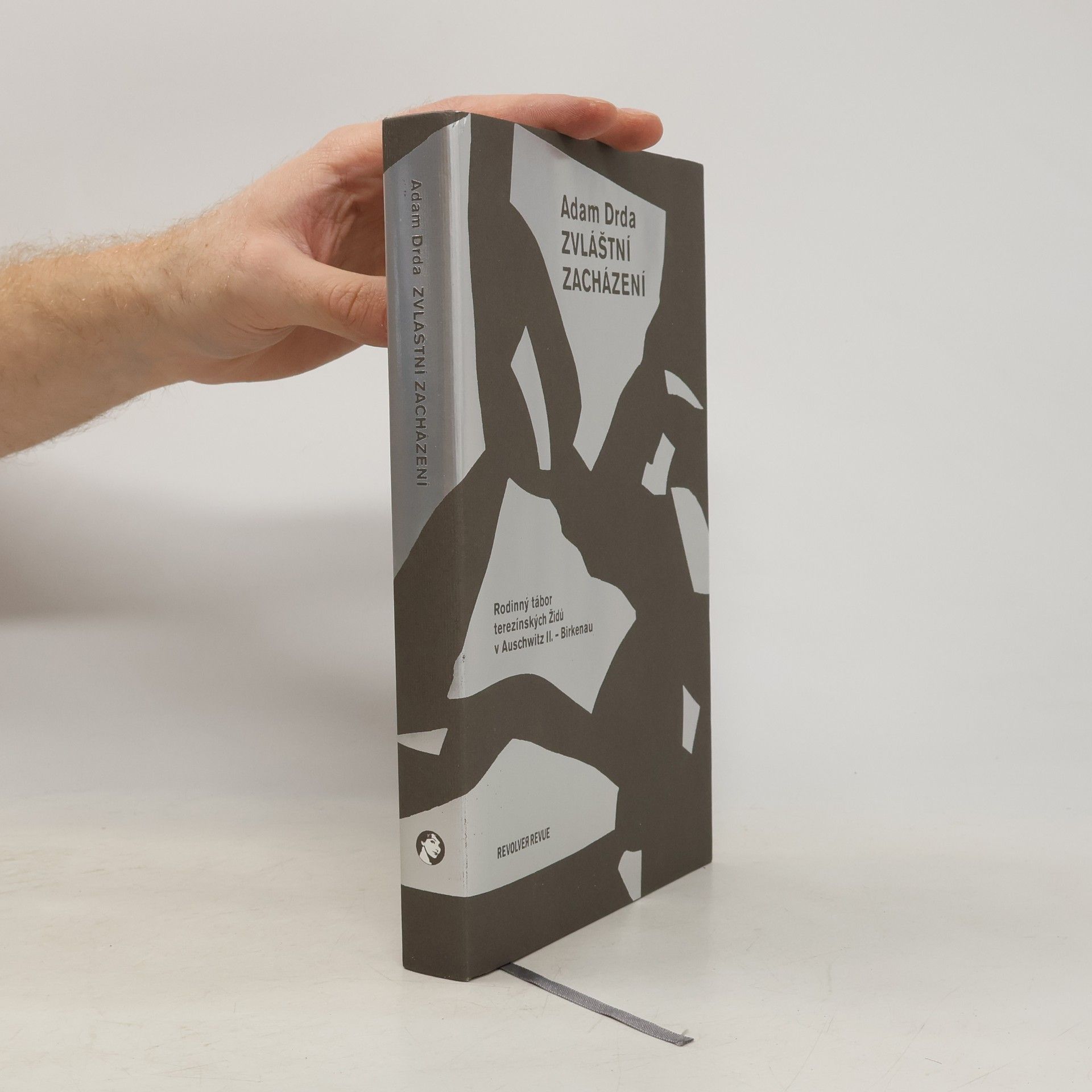 Adam Drda Zvláštní zacházení