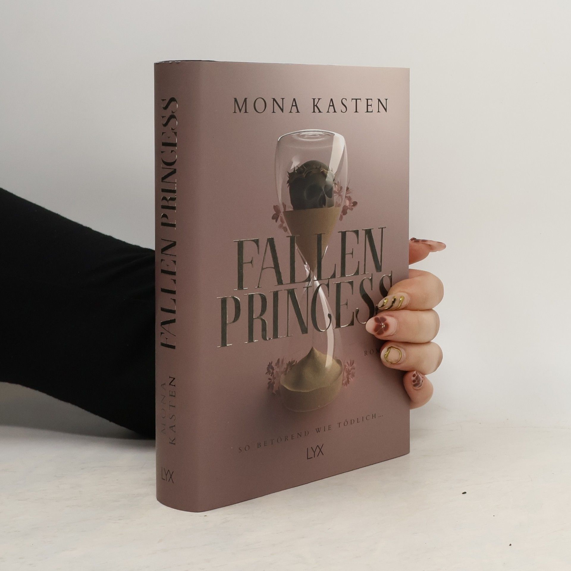 Mona Kasten Fallen Princess