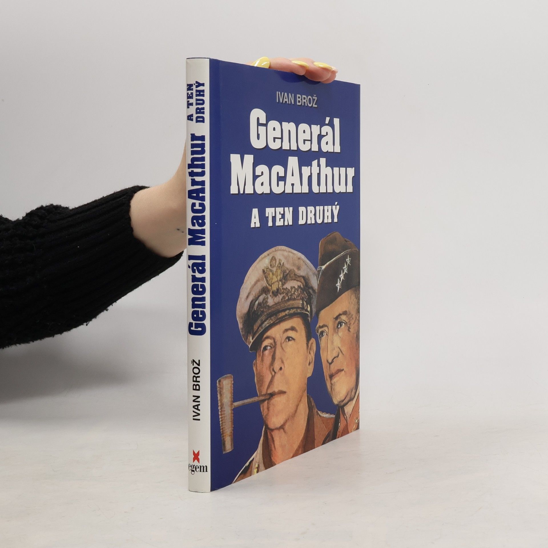 Petr Linda Generál MacArthur a ten druhý