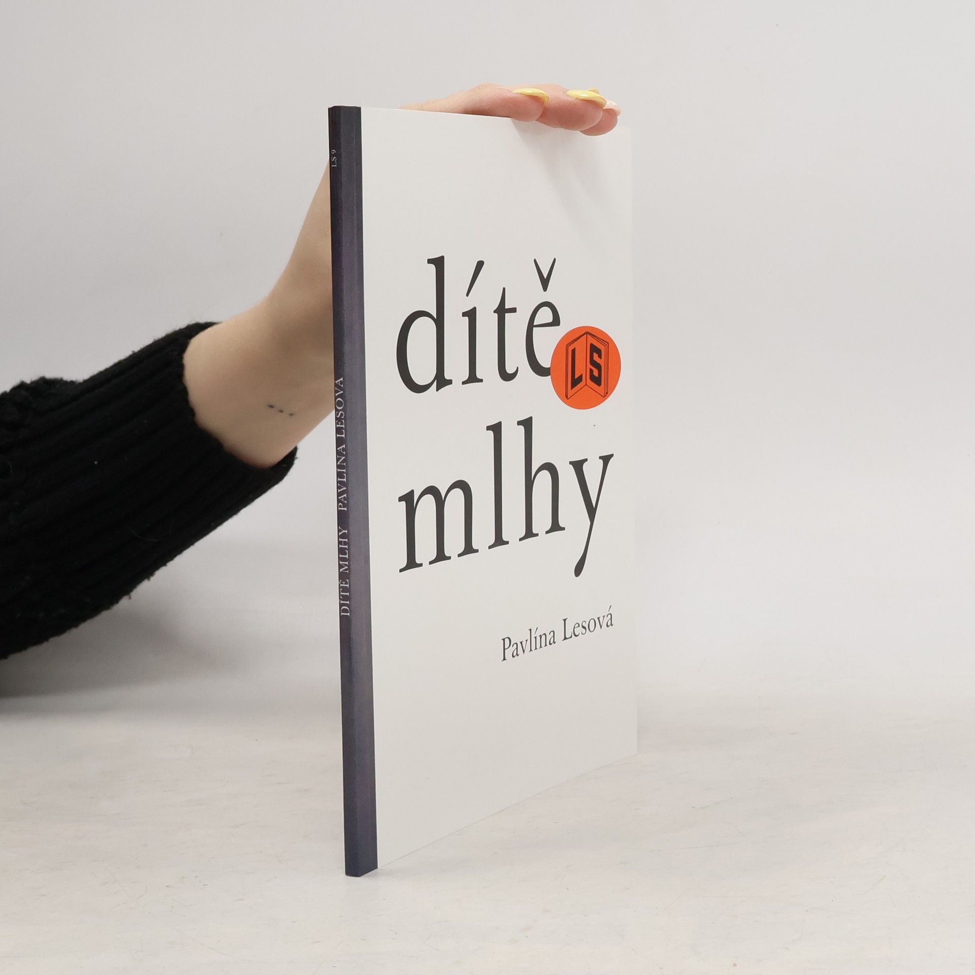 Pavlína Lesová Dítě mlhy