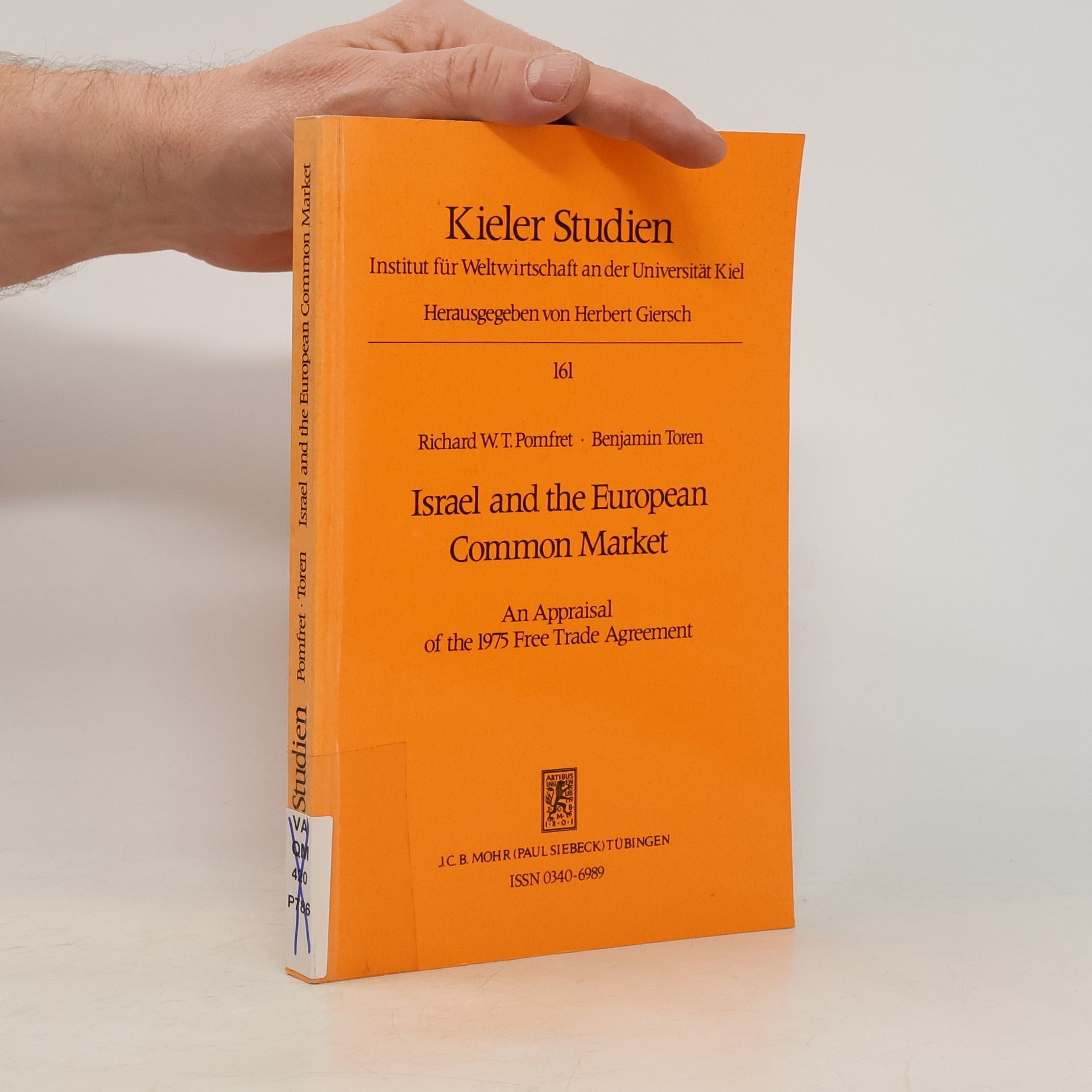 Richard W. T. Pomfret Israel and the European Common Market