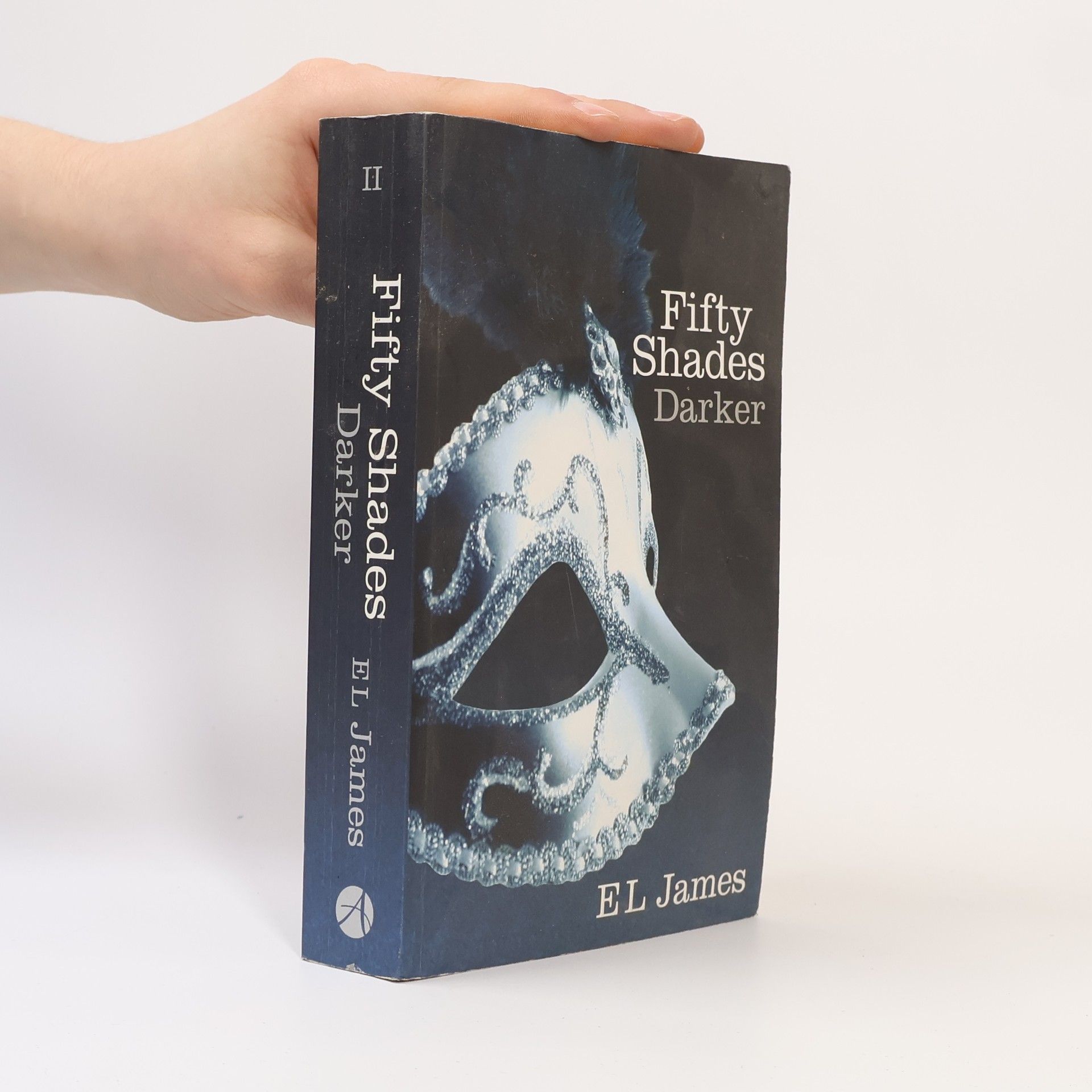 E. L. James Fifty Shades Darker