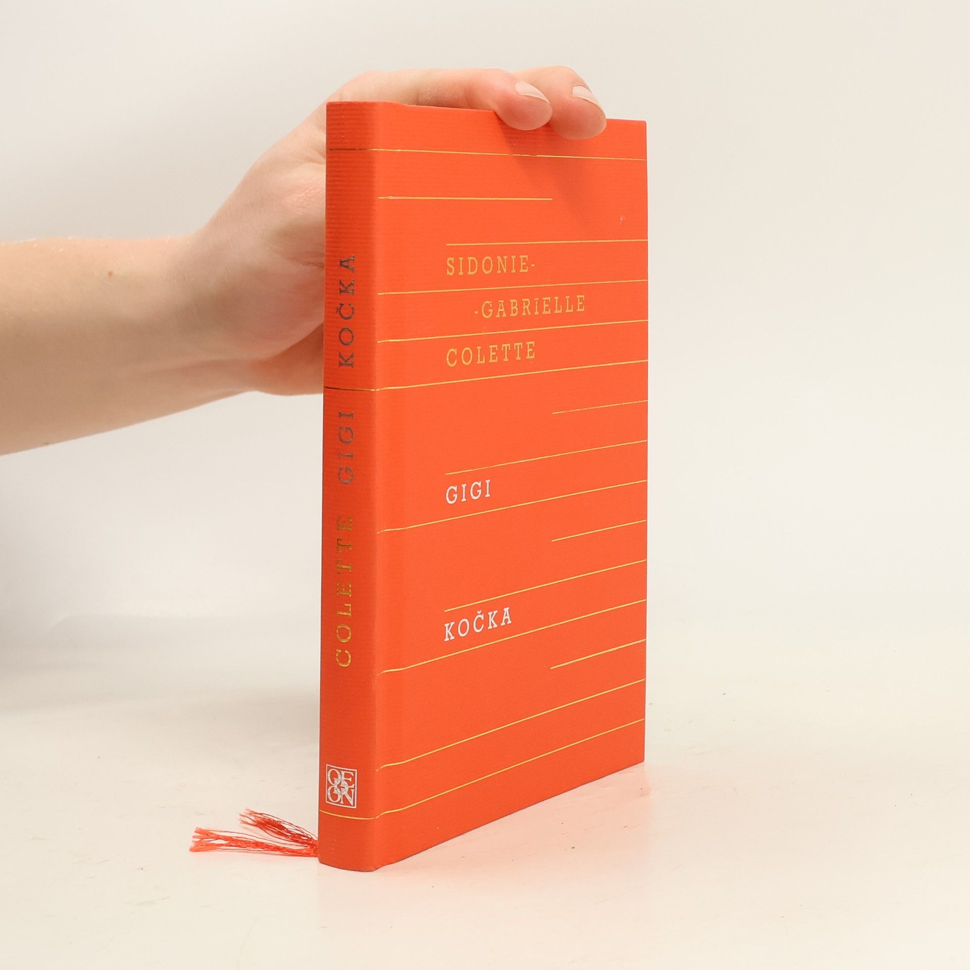 Colette Gigi. Kočka