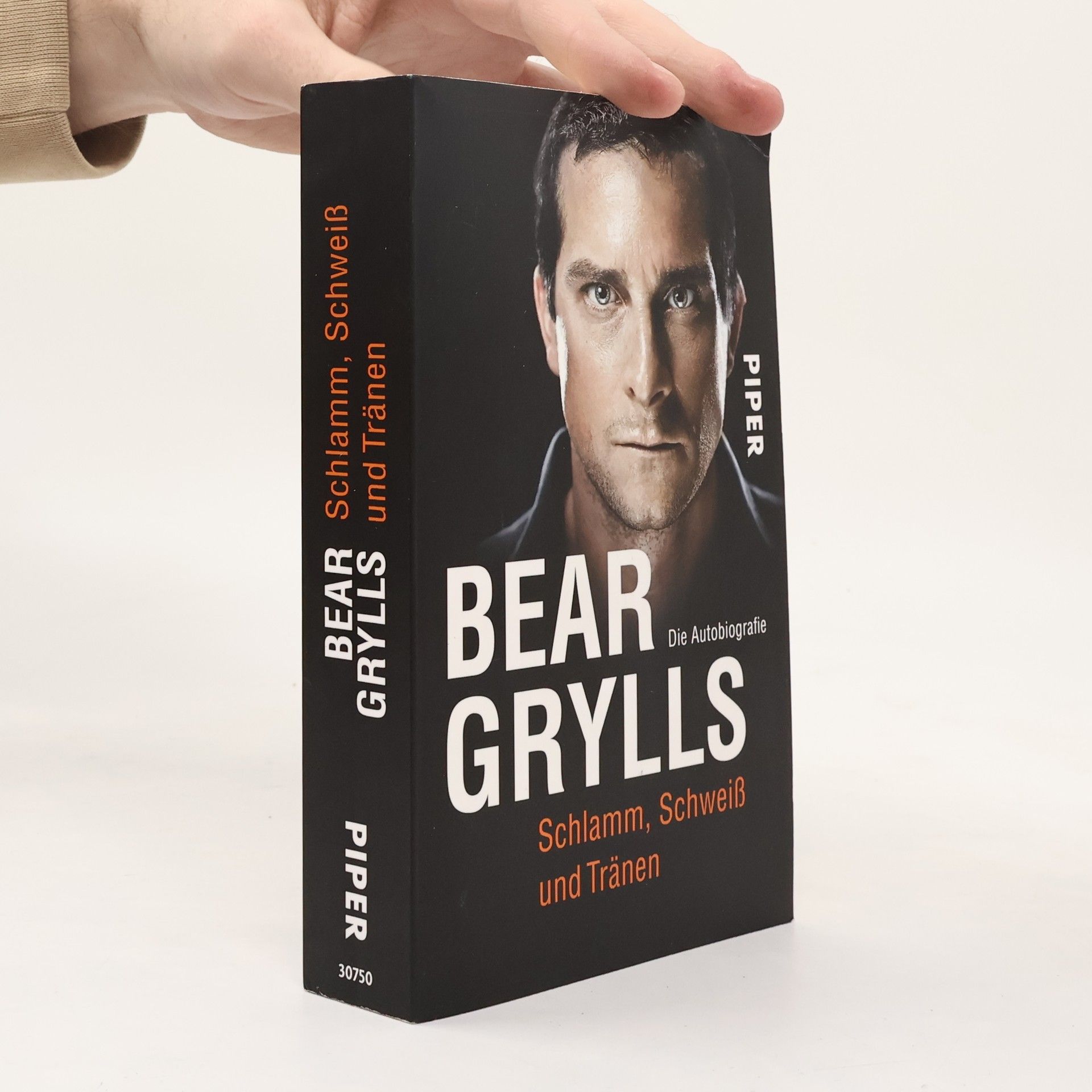 Bear Grylls Schlamm, Schweiß und Tränen