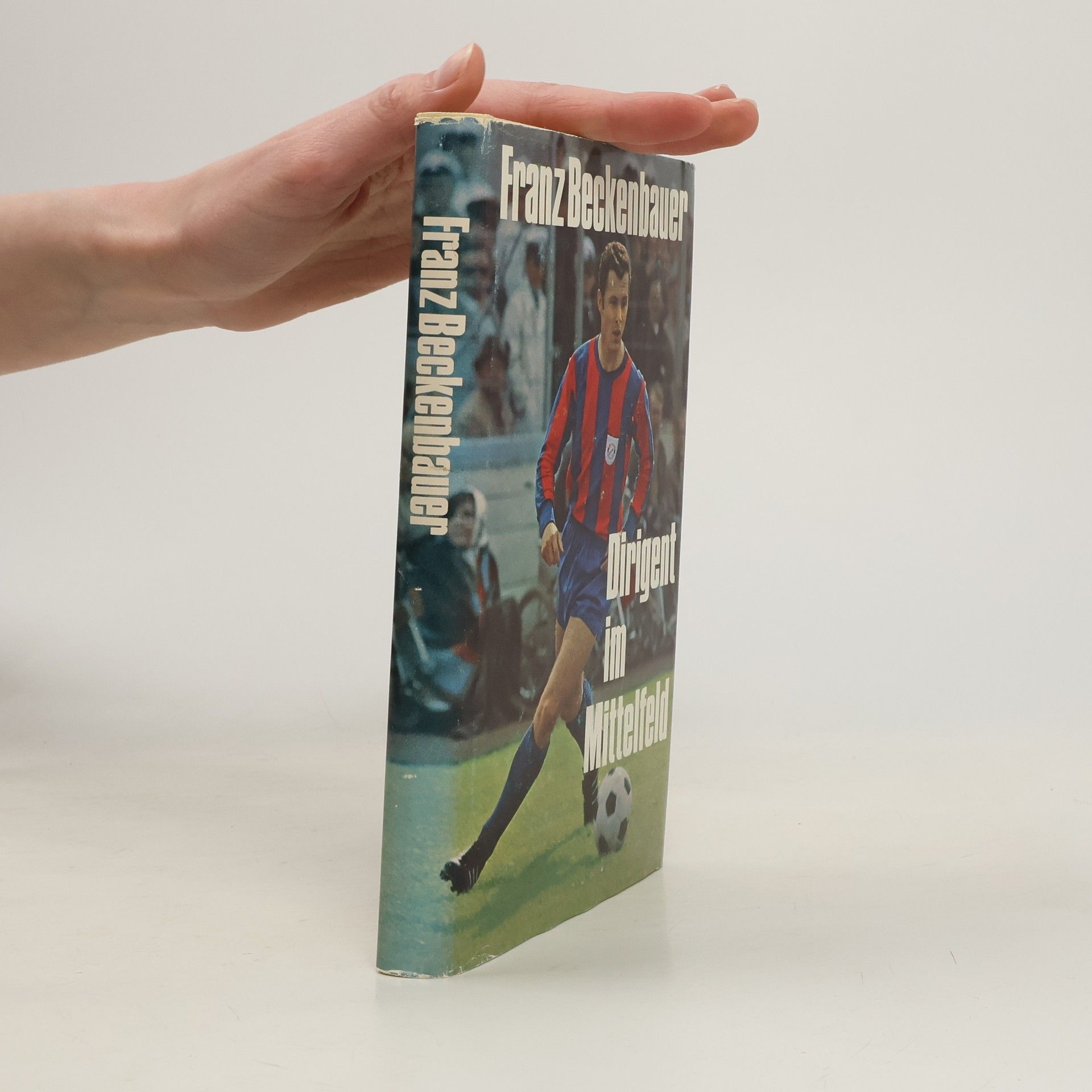 Franz Beckenbauer Dirigent im Mittelfeld