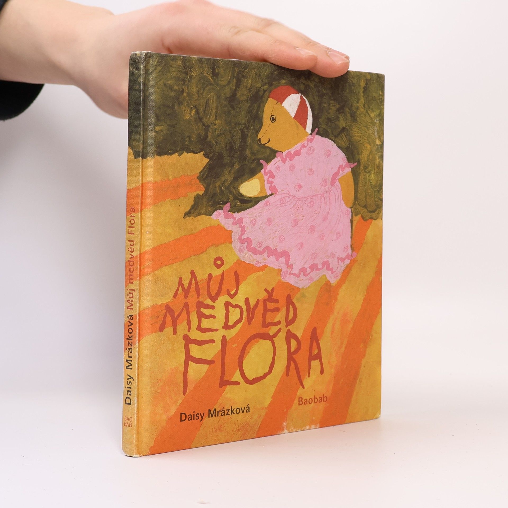 Daisy Mrázková Můj medvěd Flóra