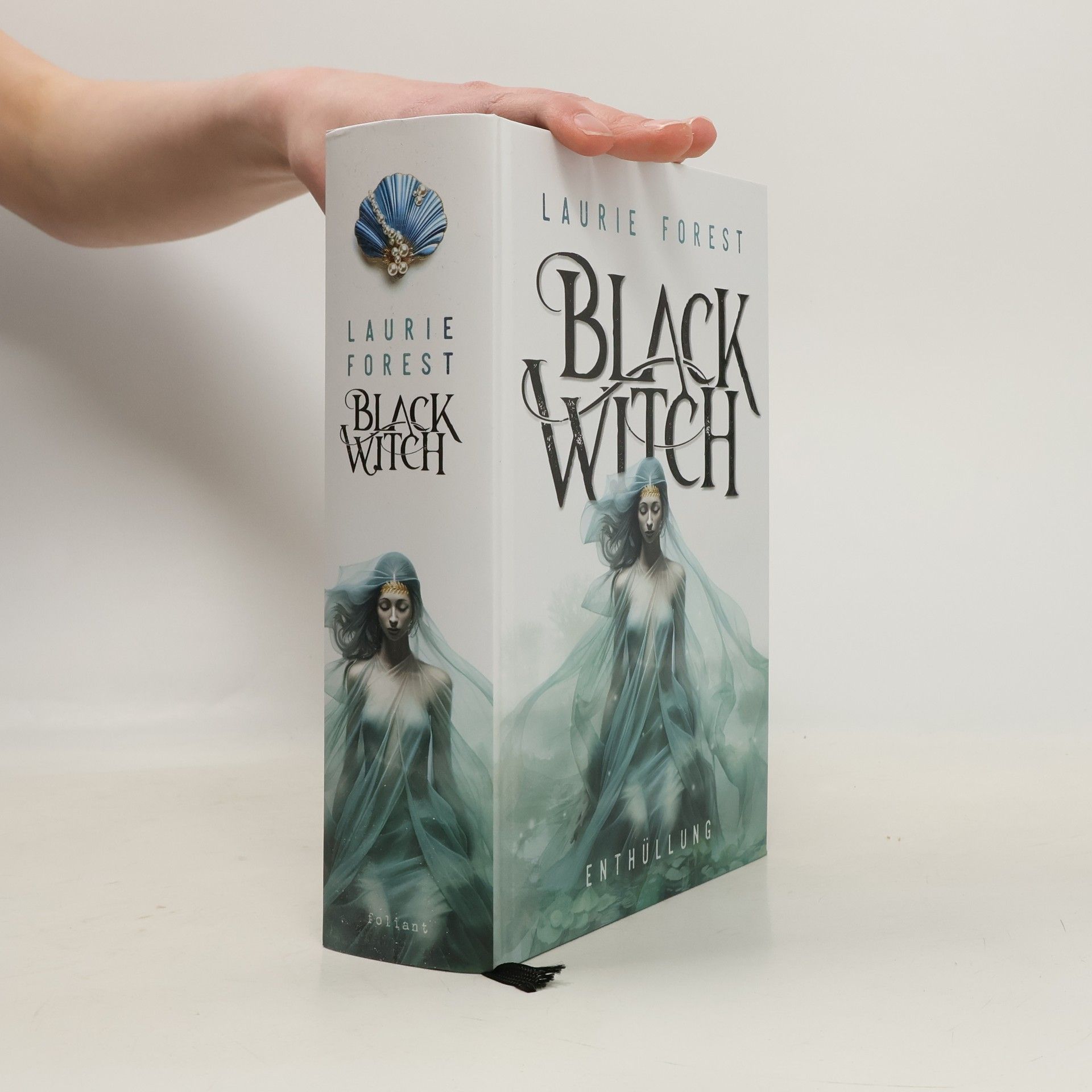 Black Witch - Enthüllung