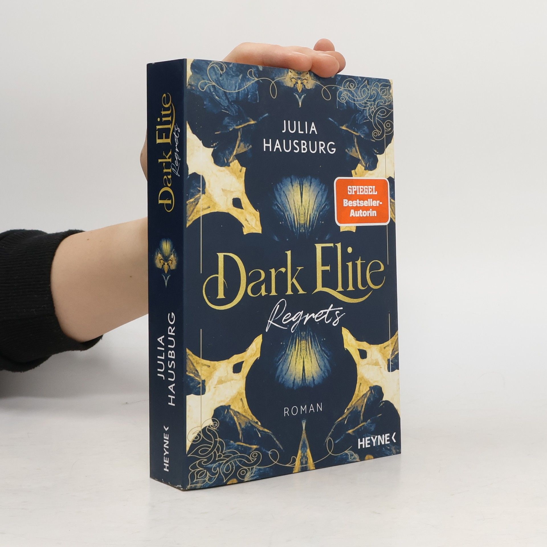 Julia Hausburg Dark Elite. Regrets