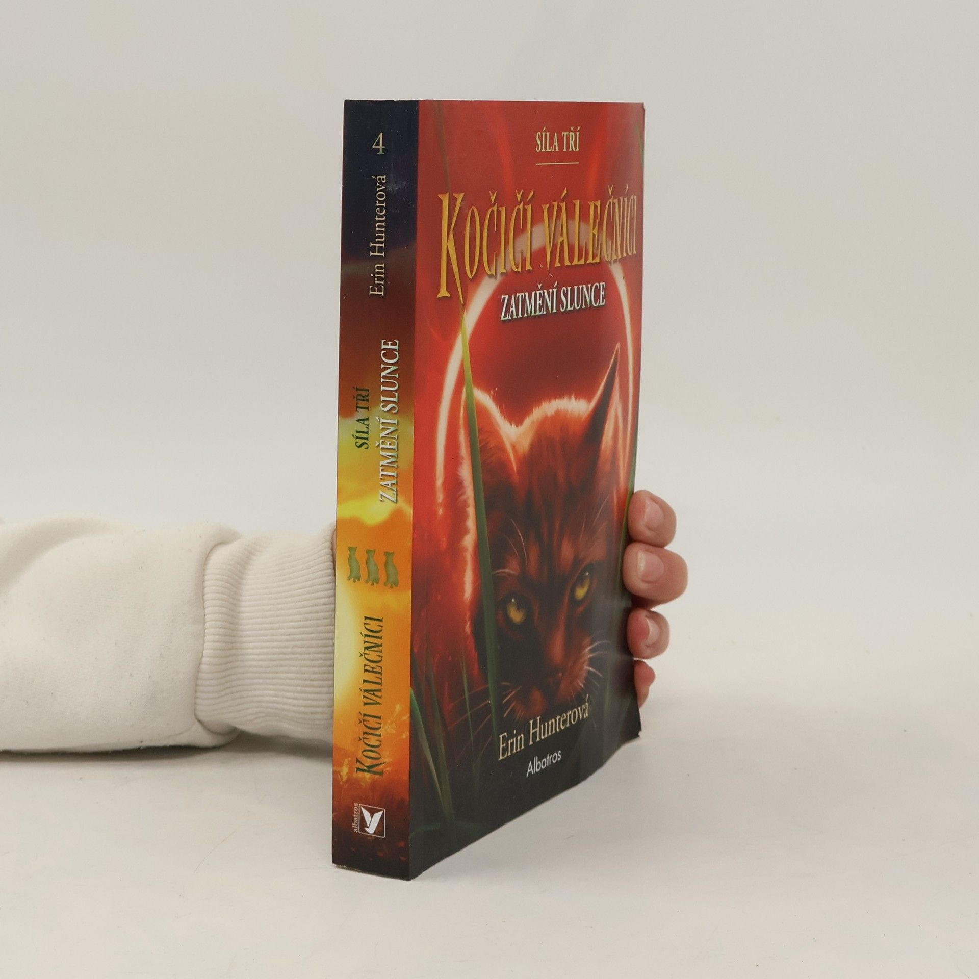 Erin Hunter Zatmění slunce
