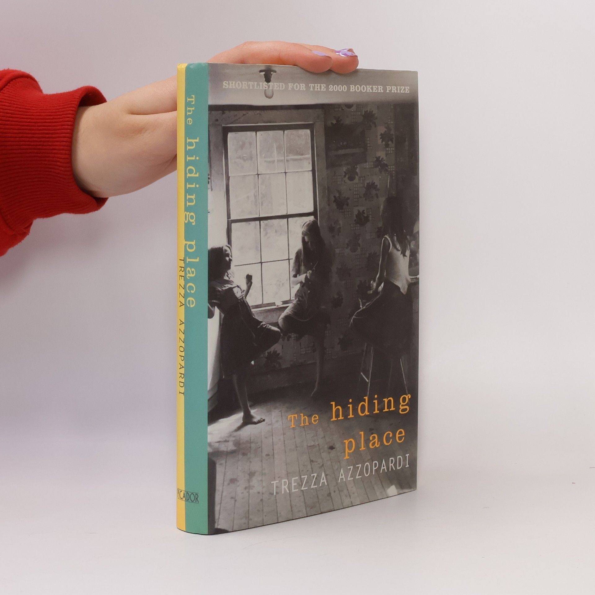 Trezza Azzopardi The Hiding Place