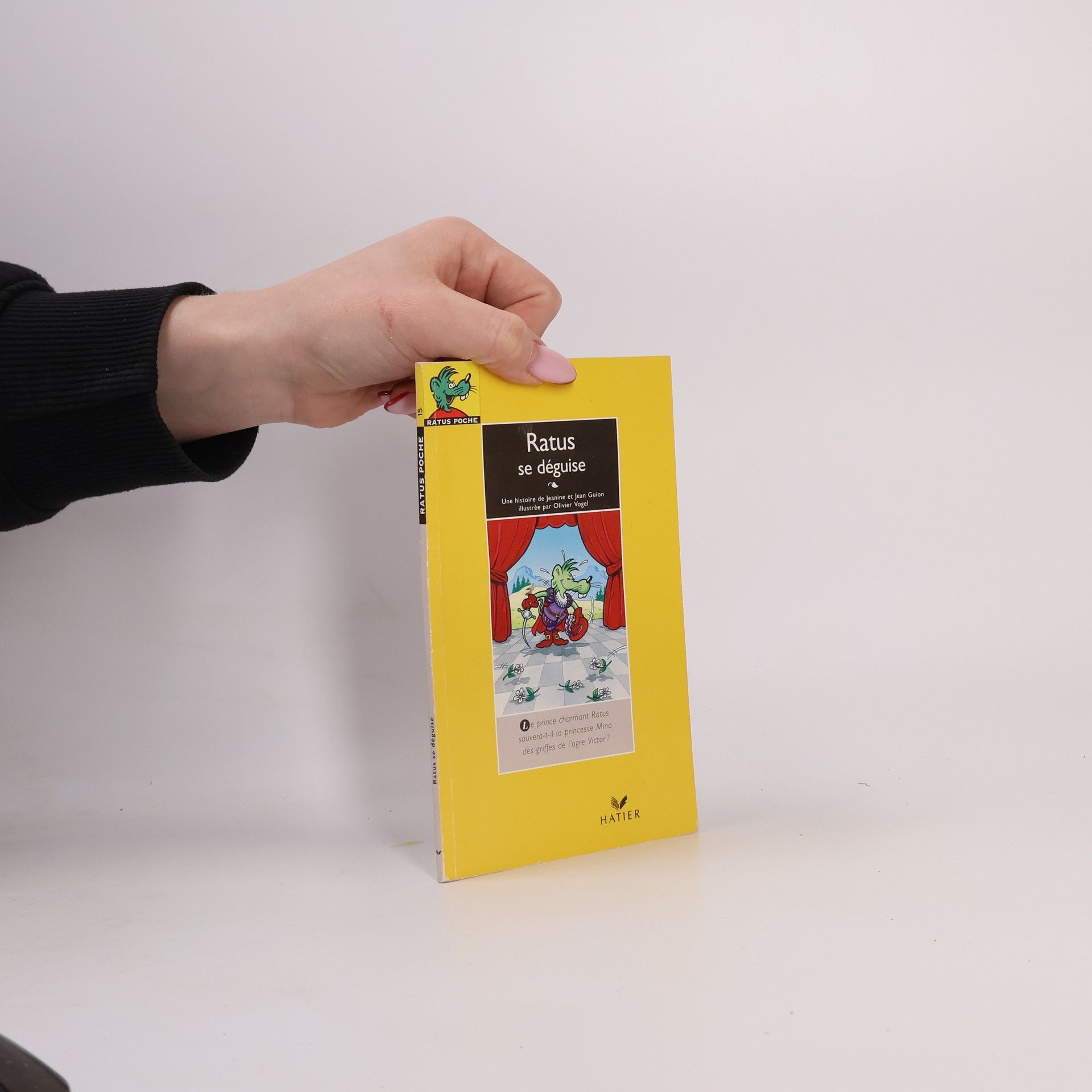 Jeanine Guion Ratus se déguise