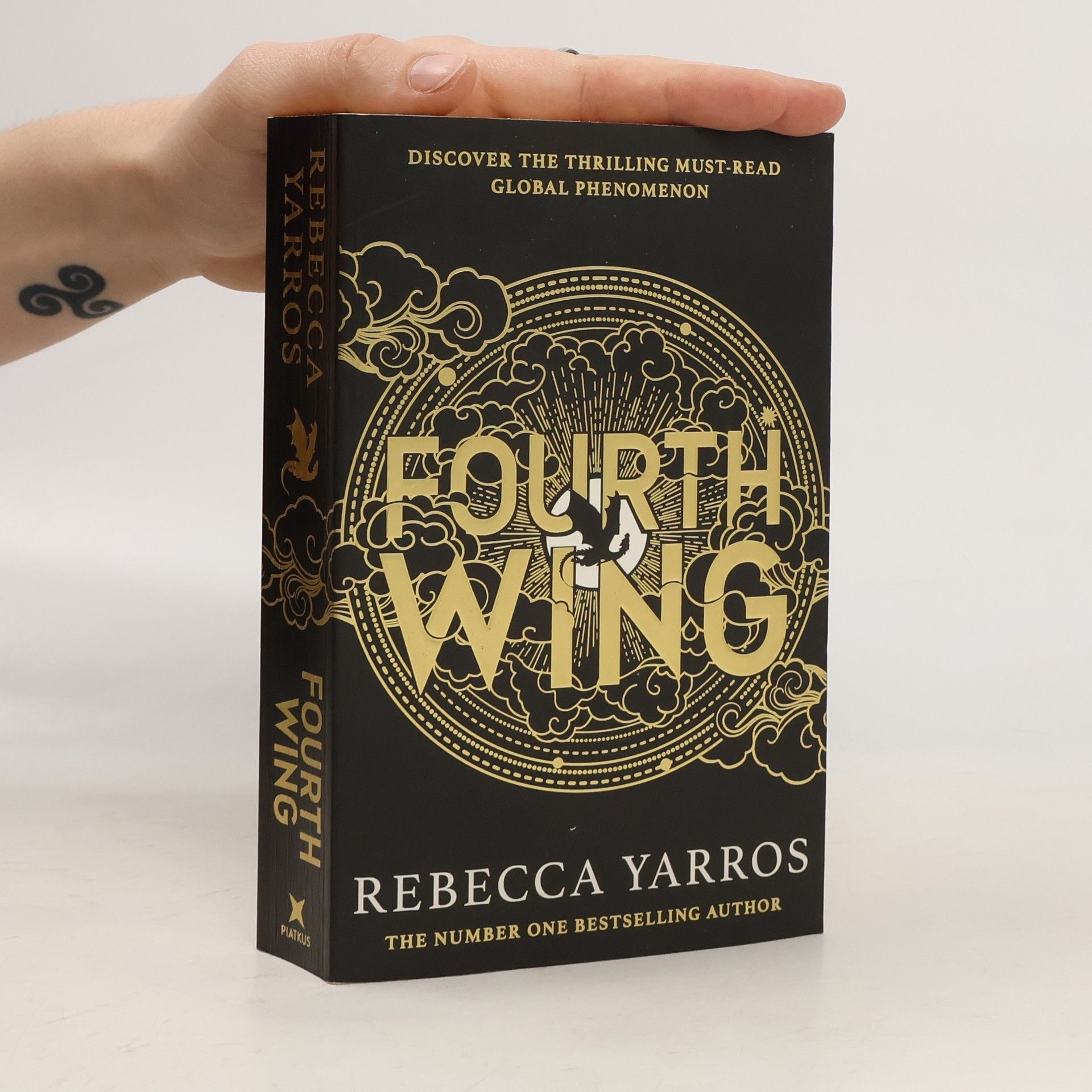 Rebecca Yarros Fourth Wing