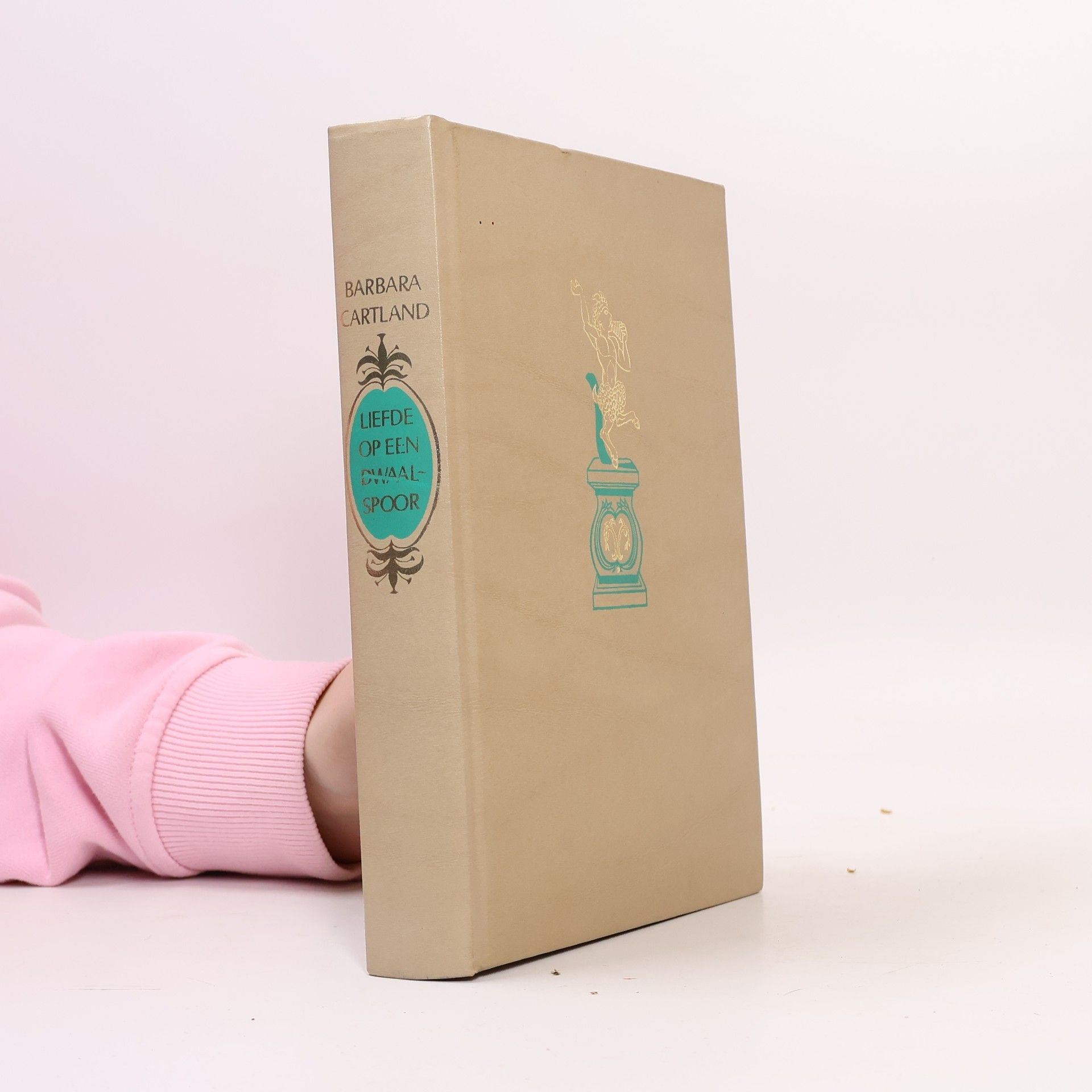 Barbara Cartland Liefde op een dwaalspoor