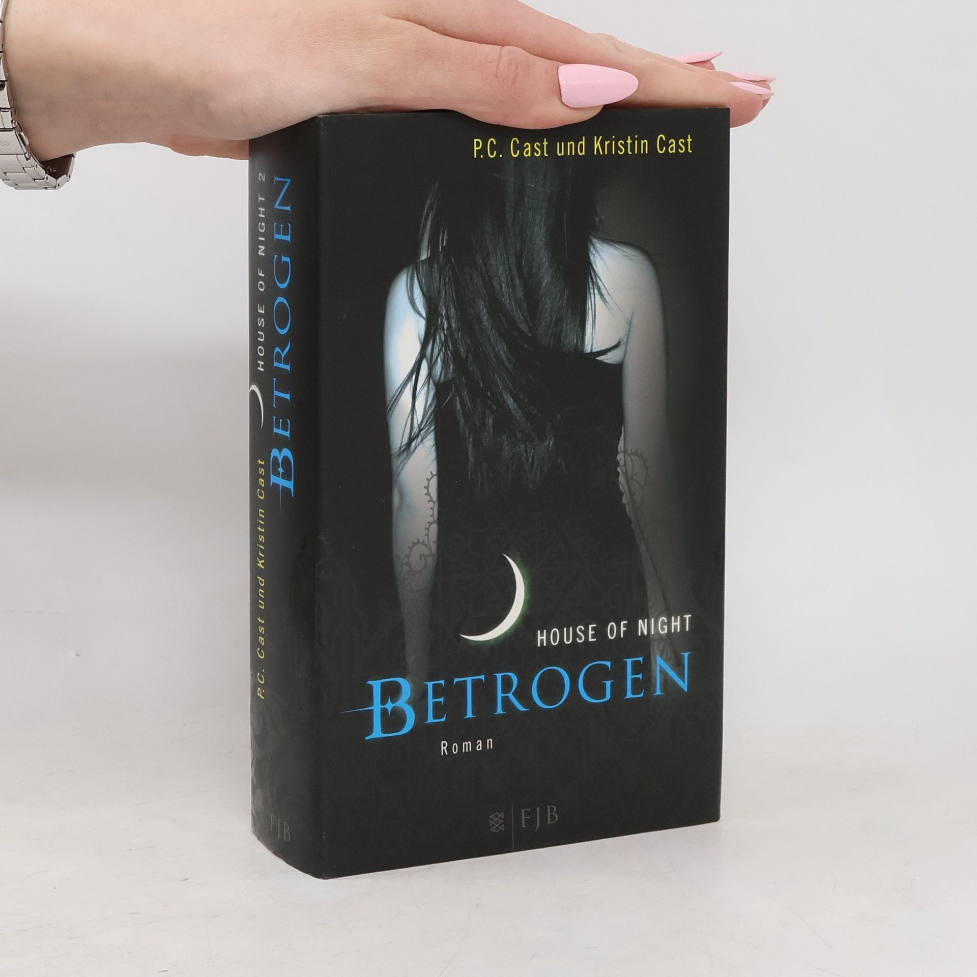 Phyllis Christine Cast House of Night 2. Betrogen