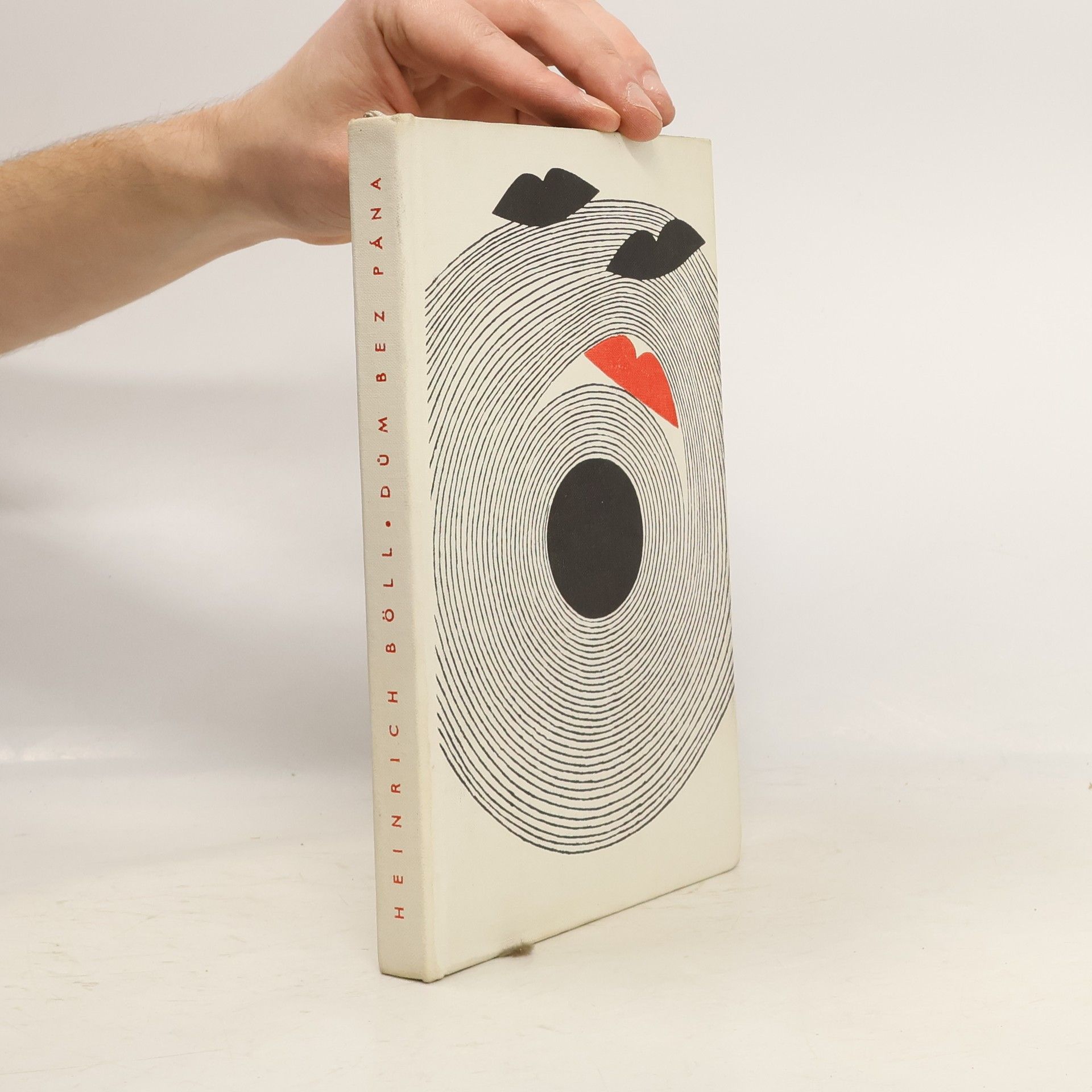 Heinrich Böll Dům bez pána