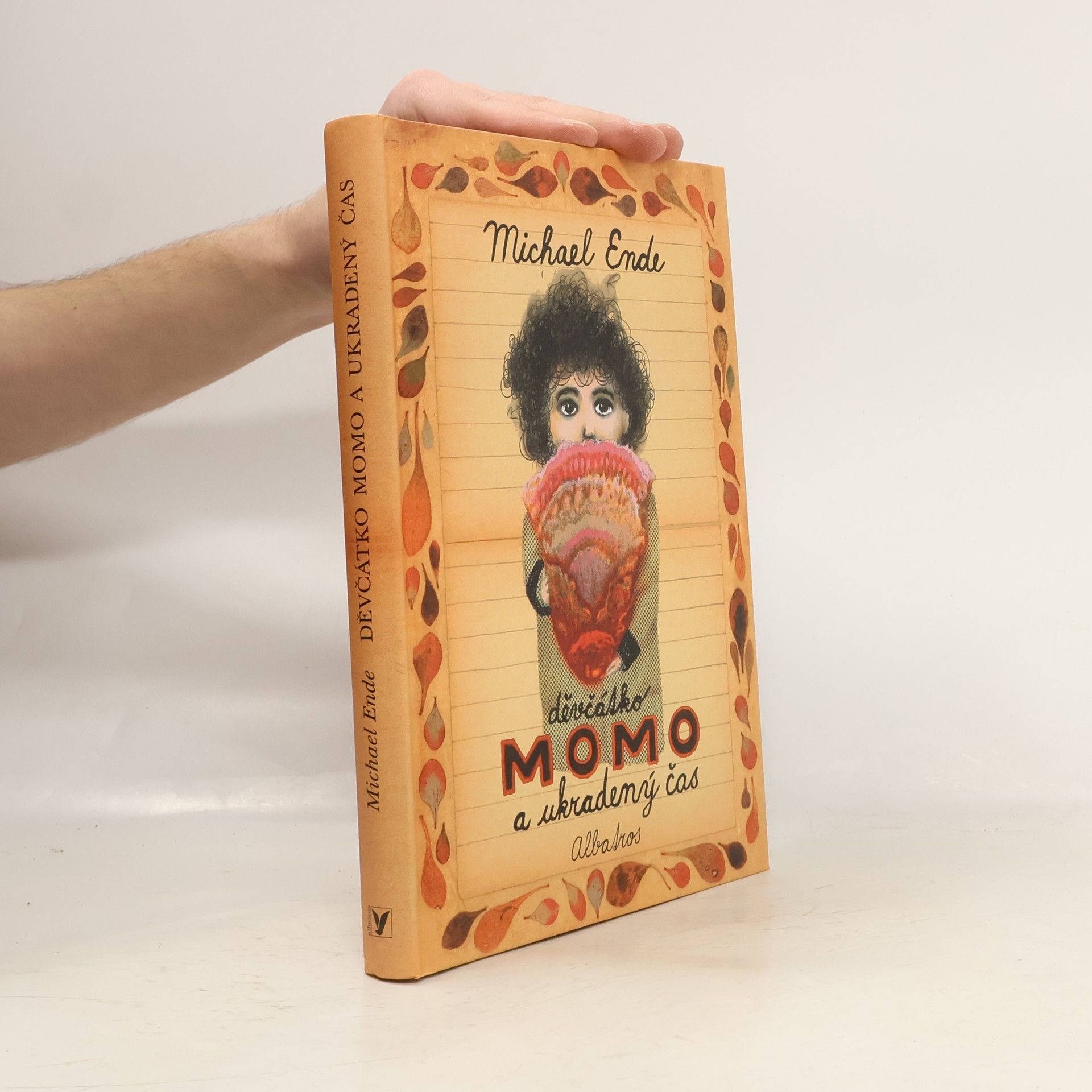 Michael Ende Děvčátko Momo a ukradený čas