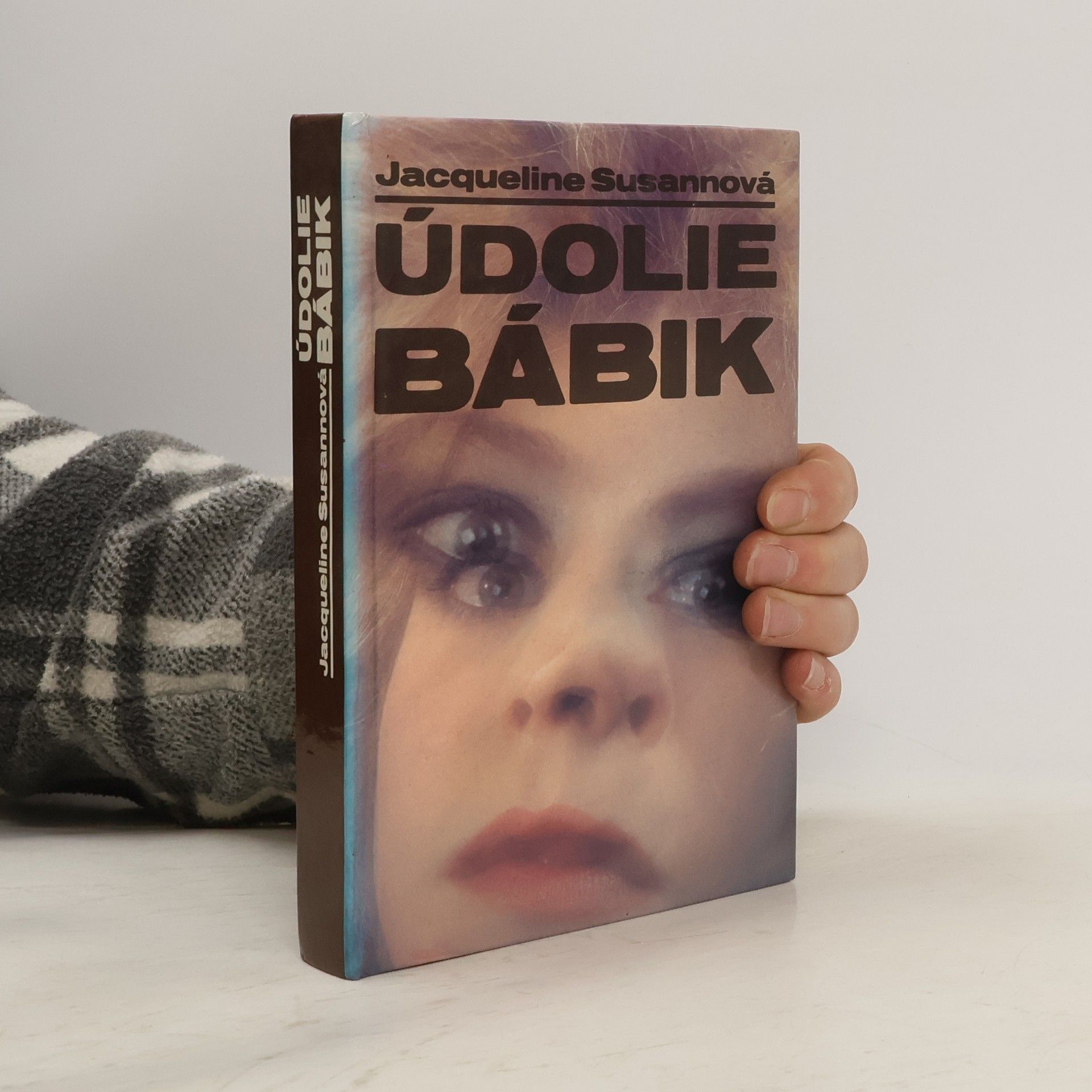 Jacqueline Susann Údolie bábik