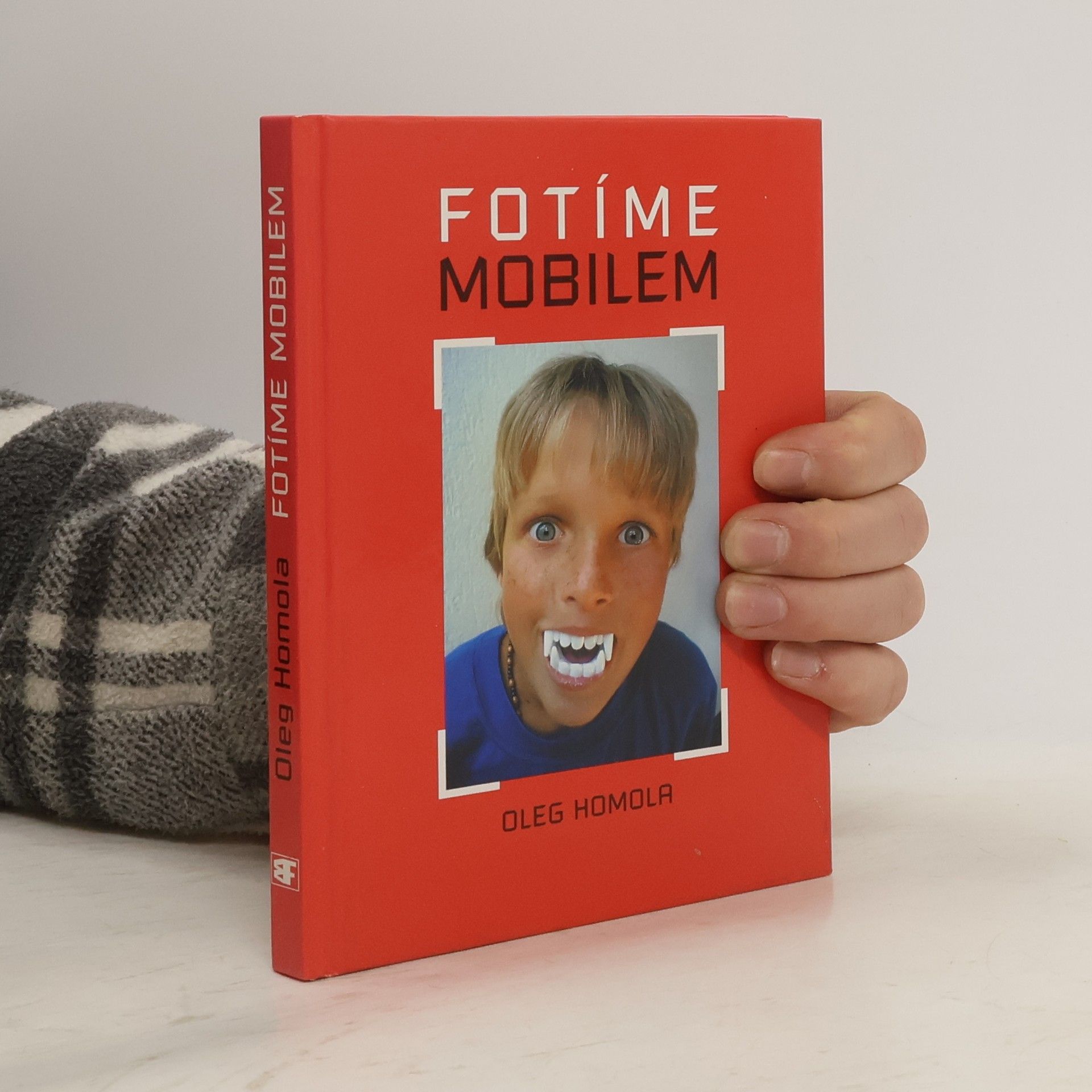 Oleg Homola Fotíme mobilem