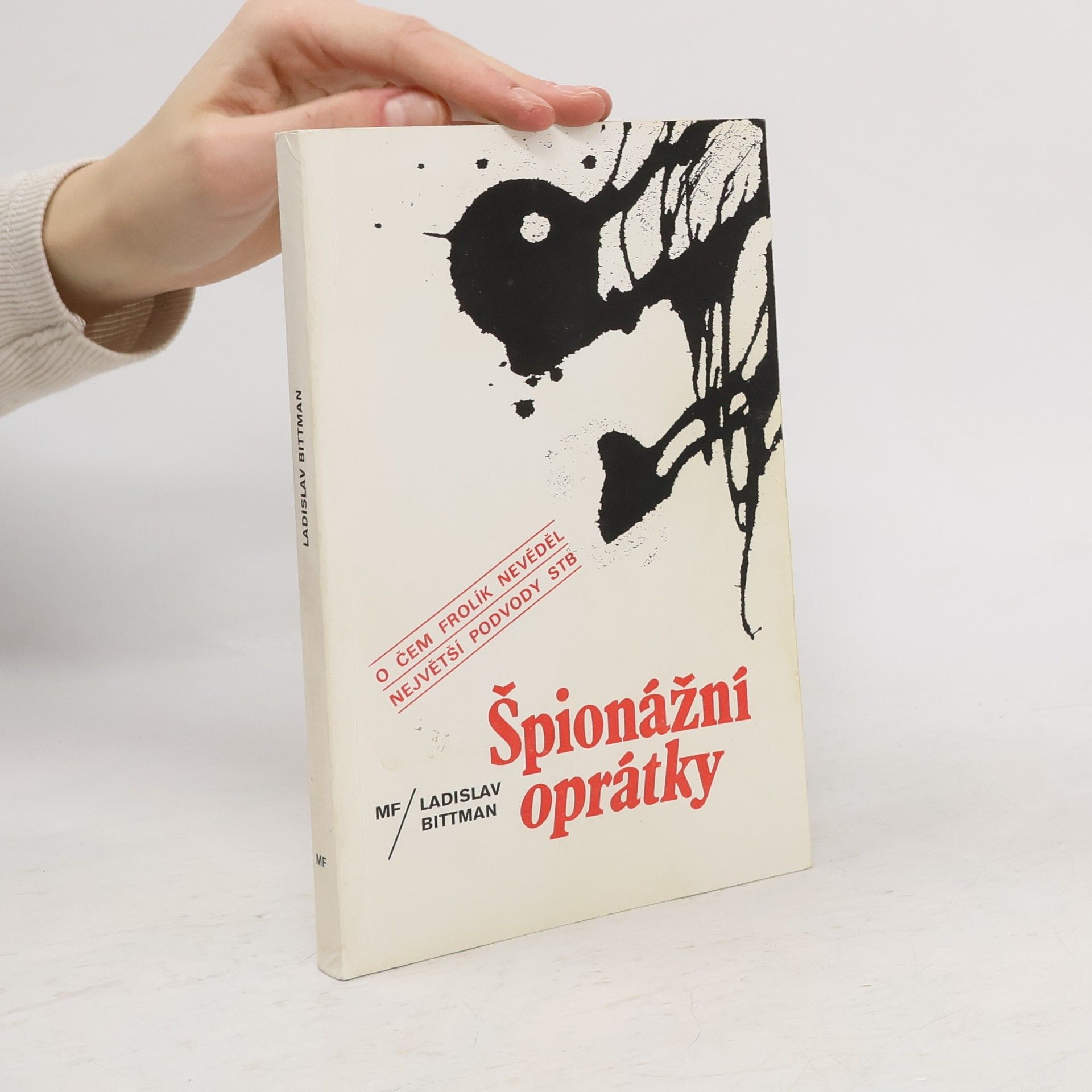 Špionážní oprátky