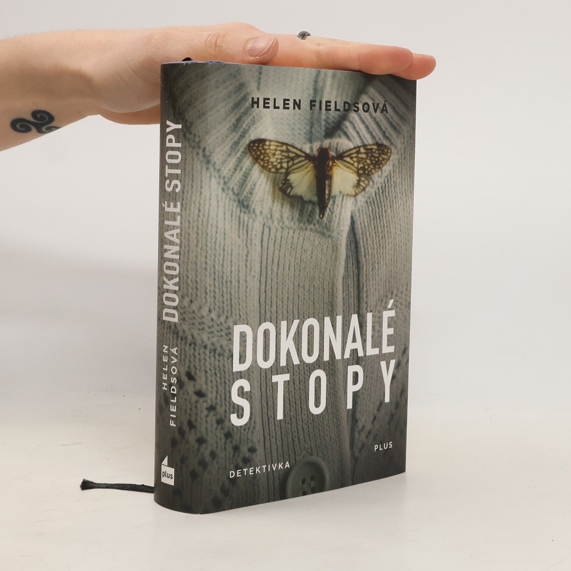 Helen Fields Dokonalé stopy
