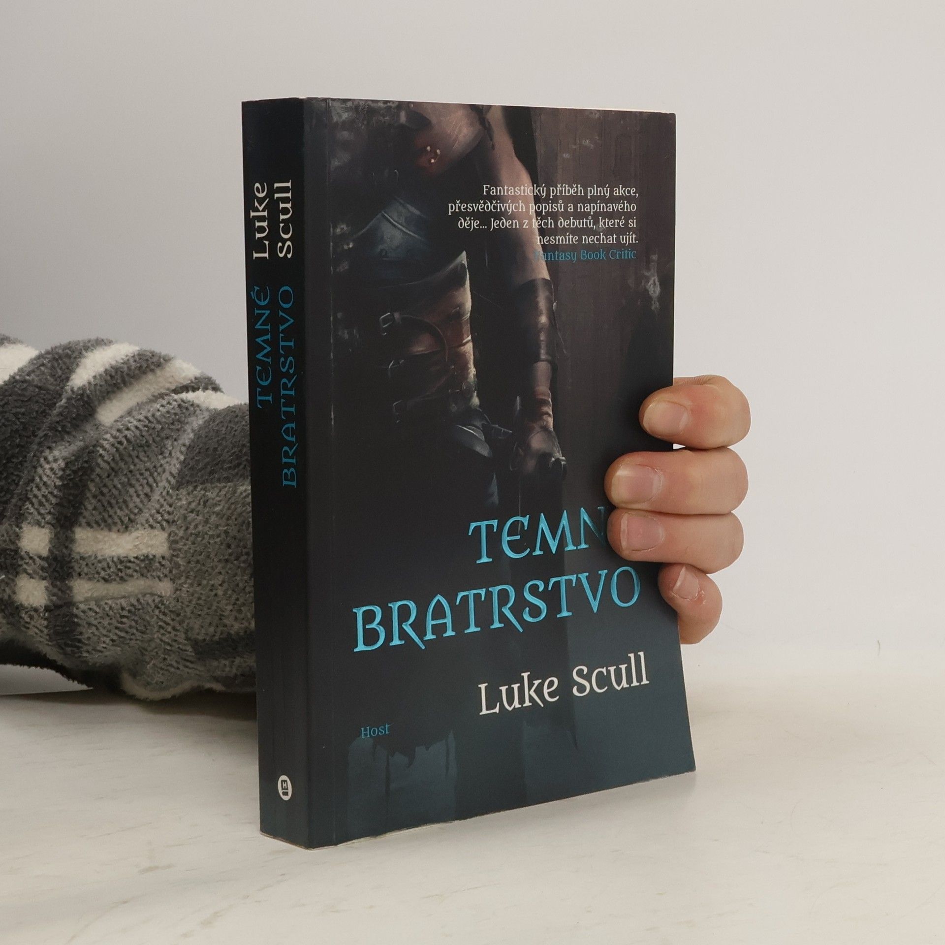 Luke Scull Temné bratrstvo