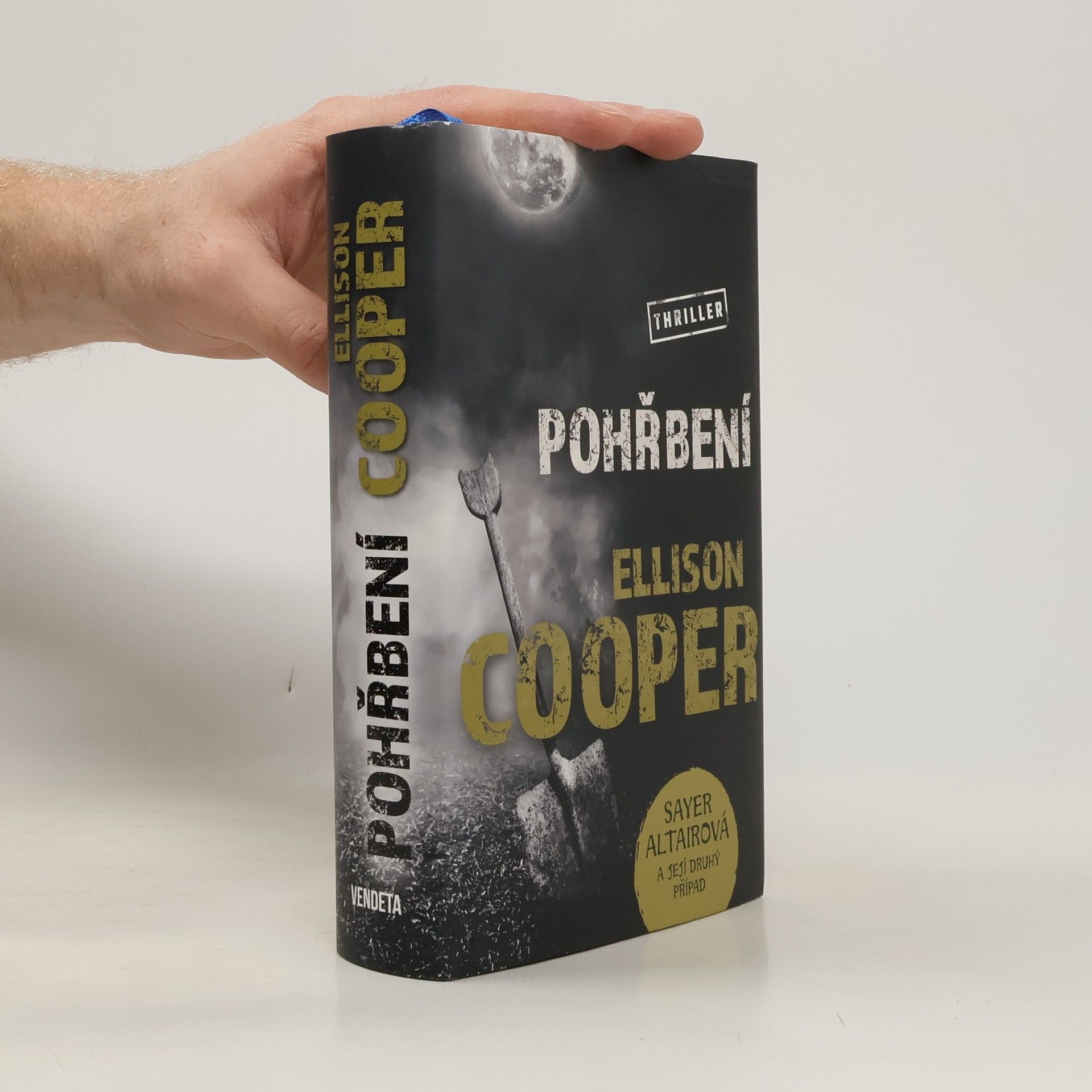 Ellison Cooper Pohřbení