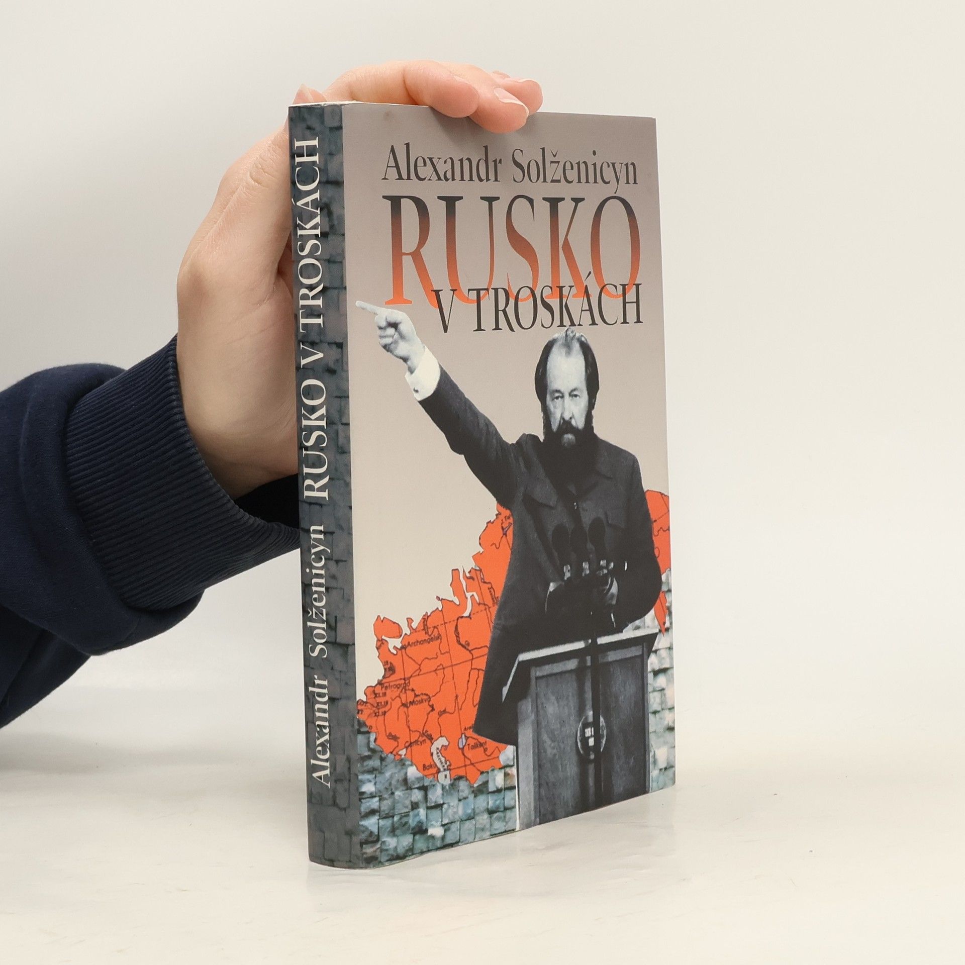 Aleksandr Solzhenitsyn Rusko v troskách