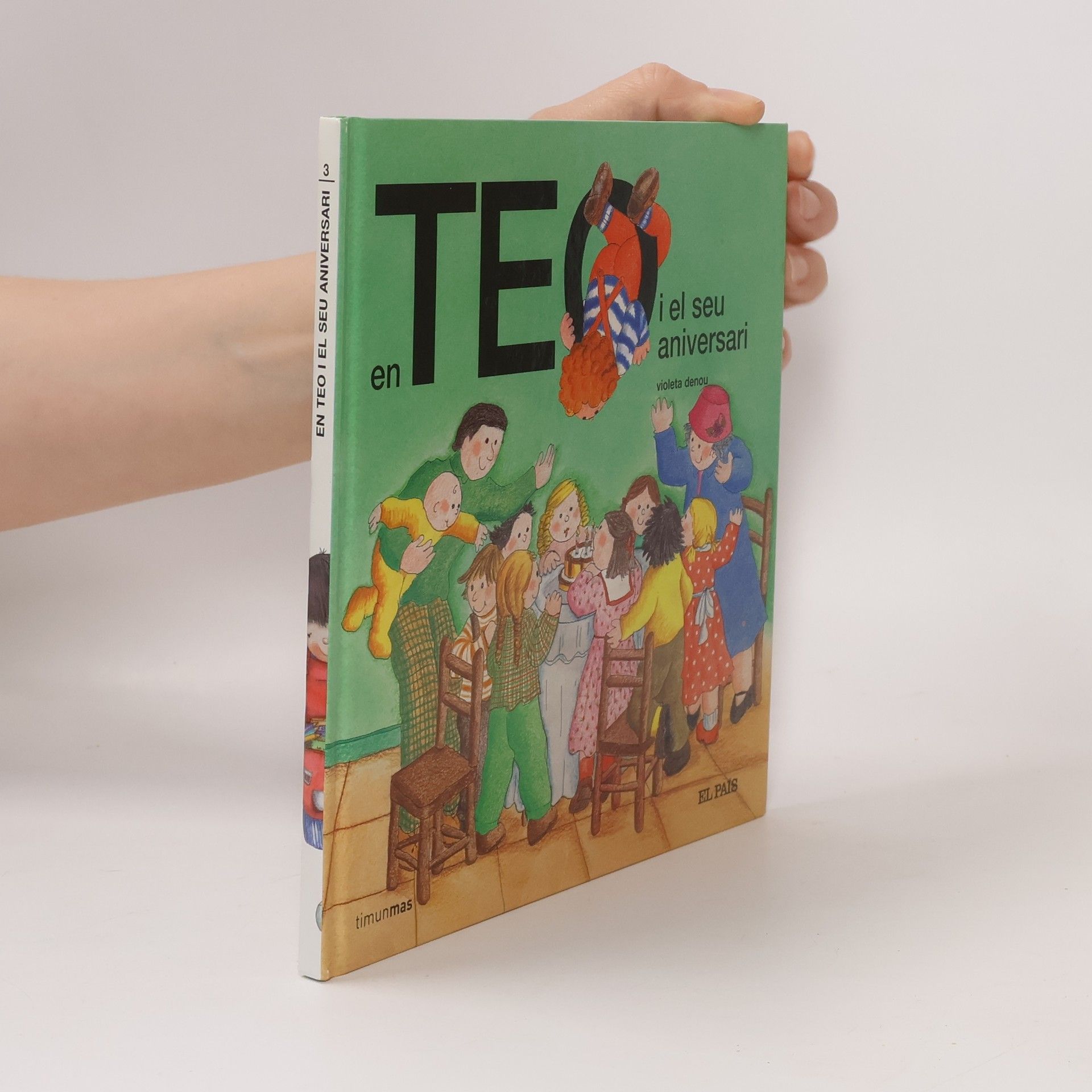 Violeta Denou Teo y su cumpleaños