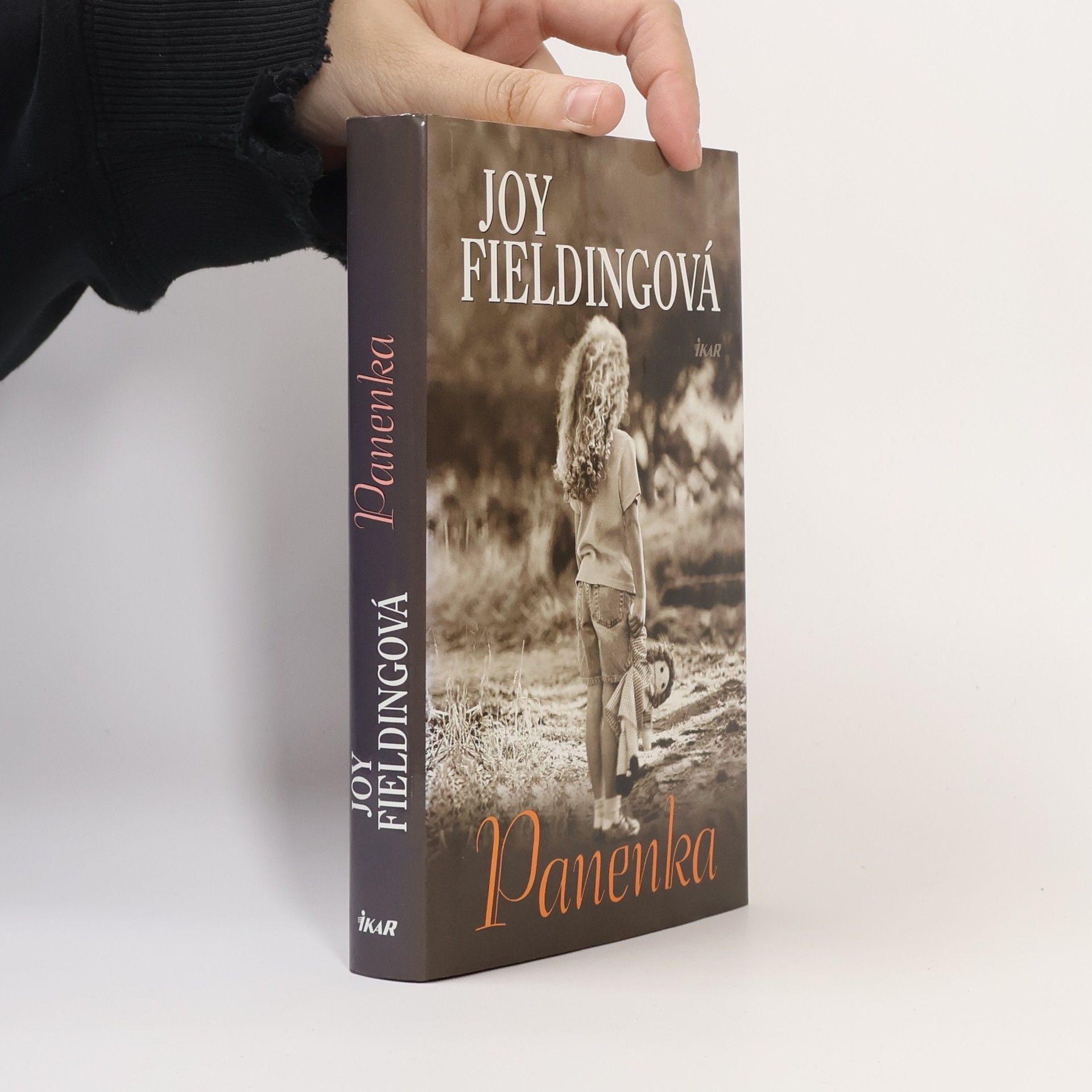 Joy Fielding Panenka