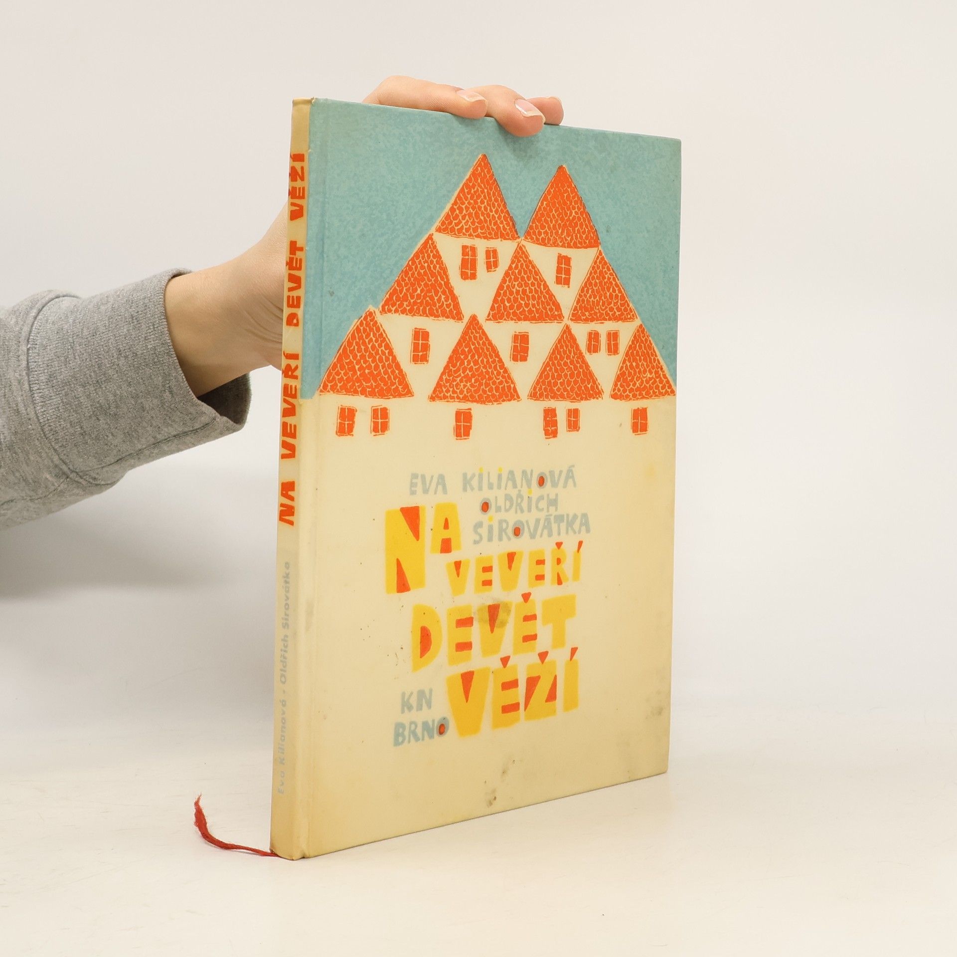 Na Veveří devět věží