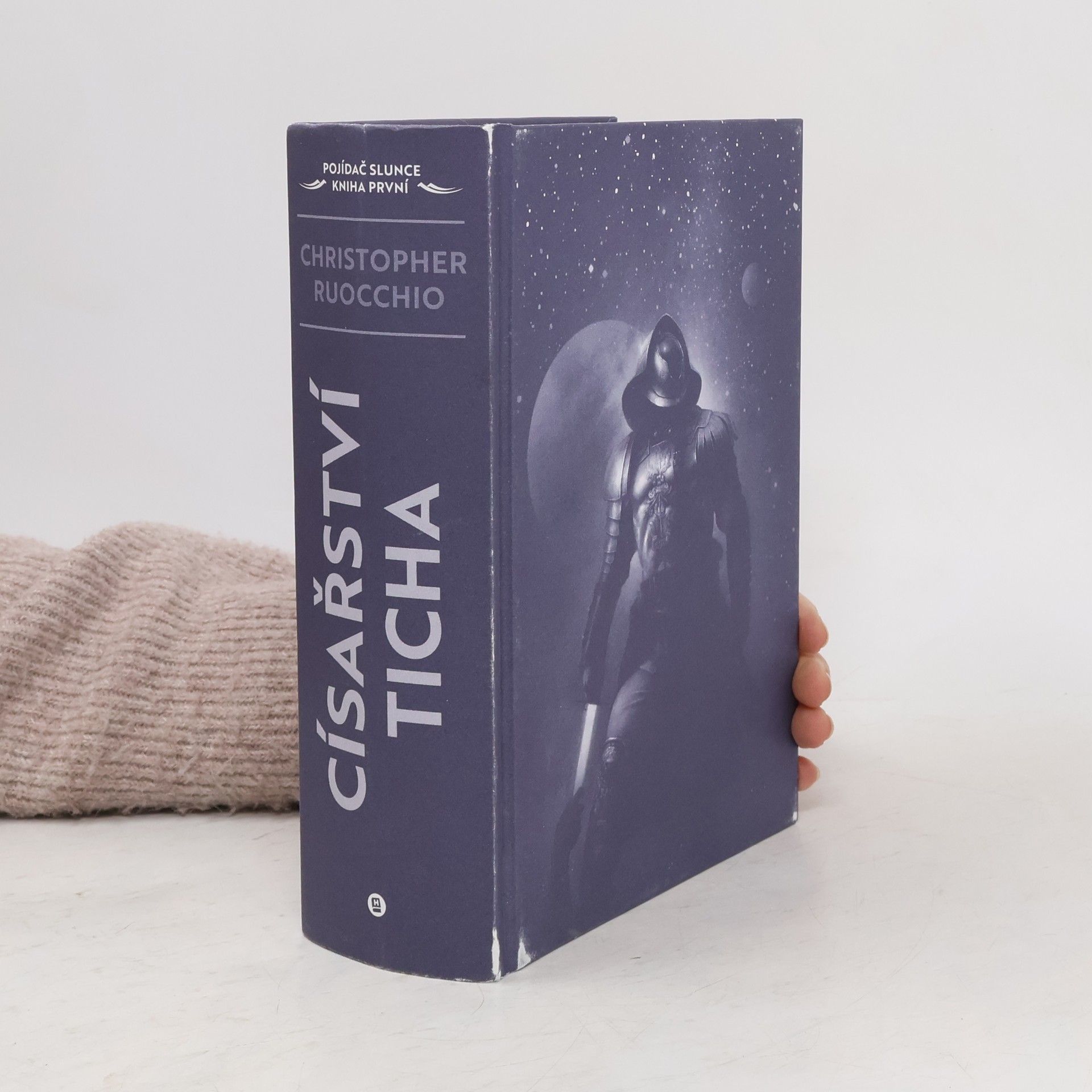 Christopher Ruocchio Pojídač Slunce kniha 1. Císařství ticha