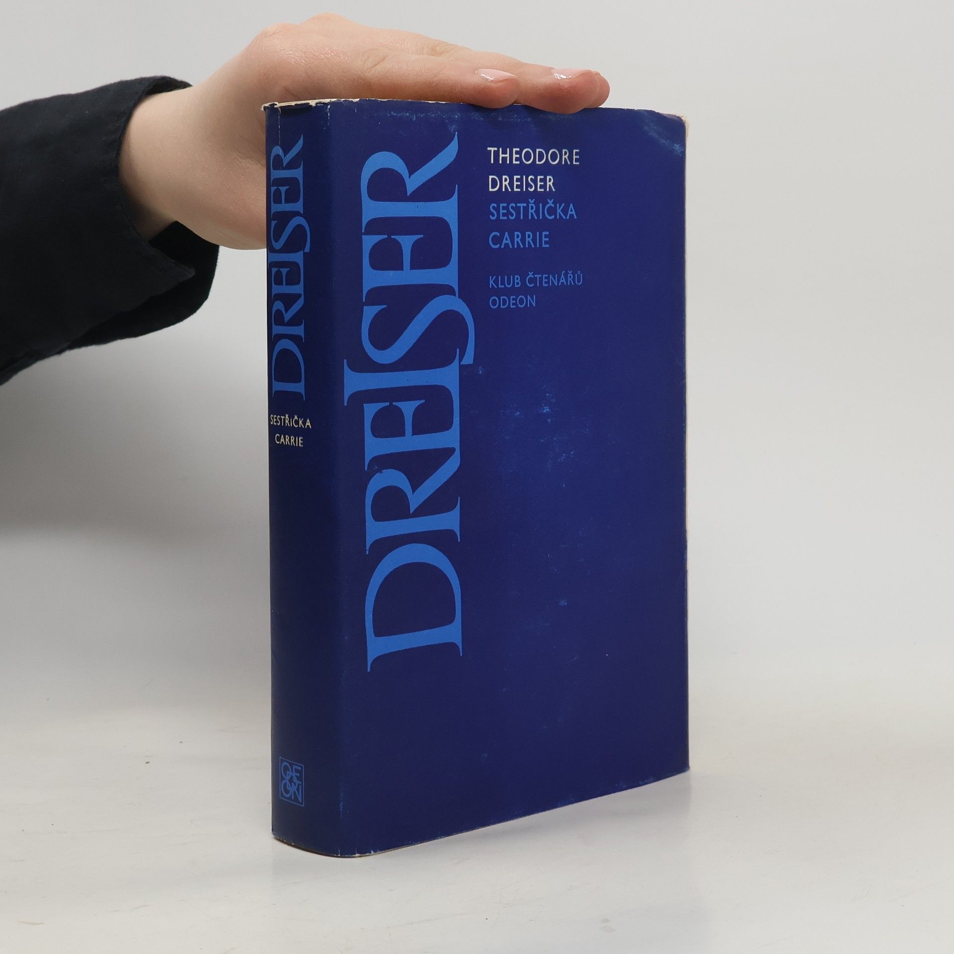 Theodore Dreiser Sestřička Carrie