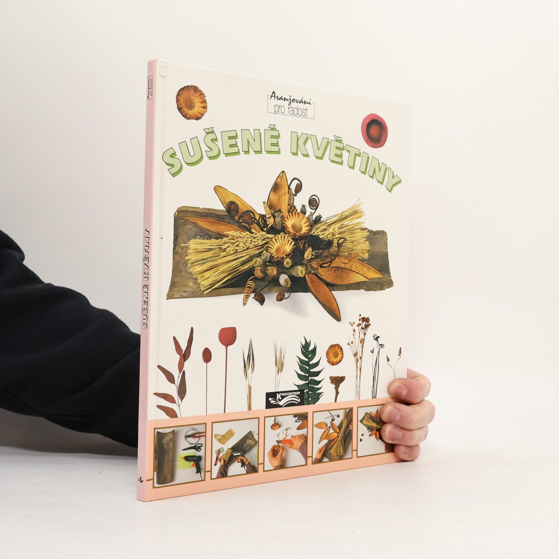 Autorenkollektiv Sušené květiny