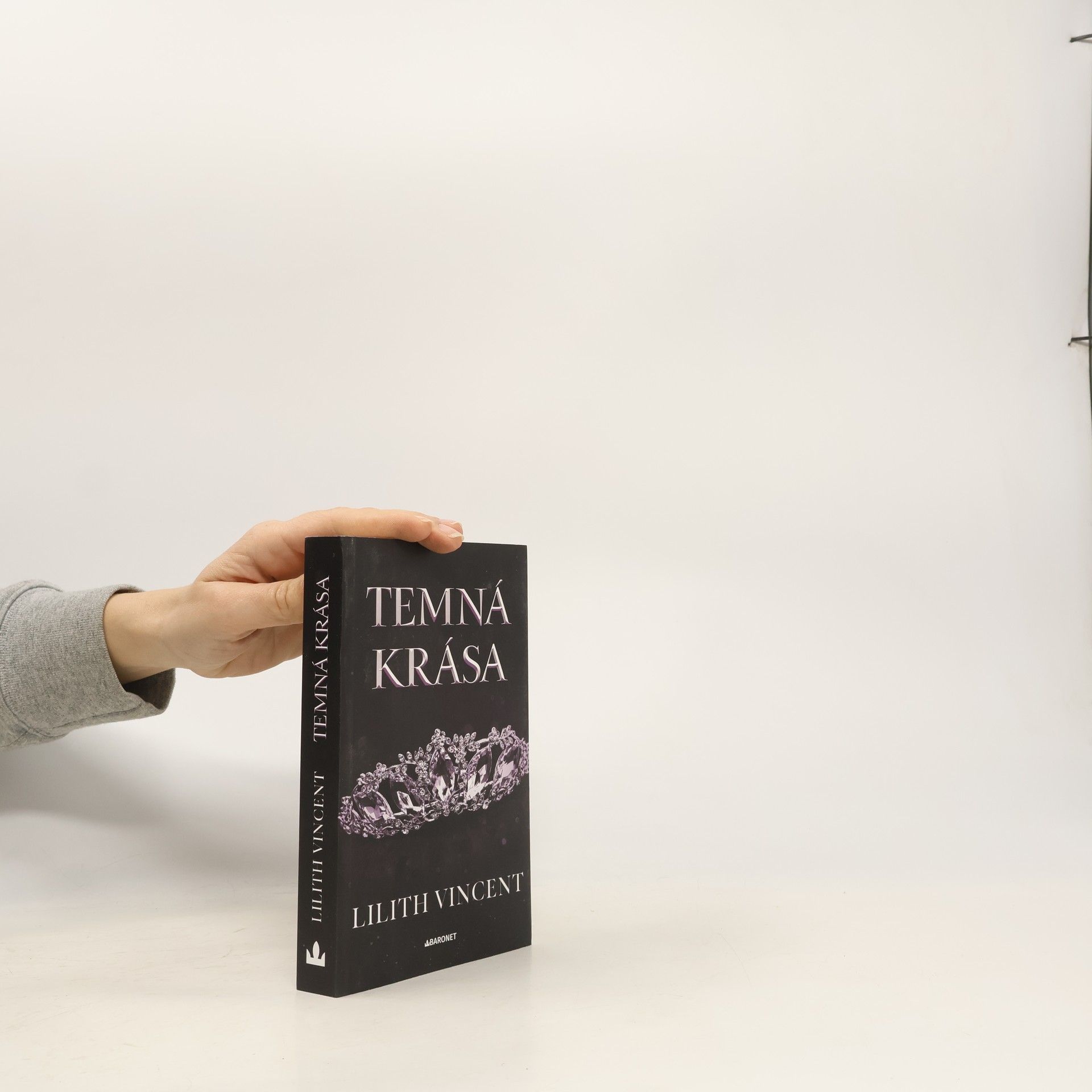 Chloe Chastaine Temná krása